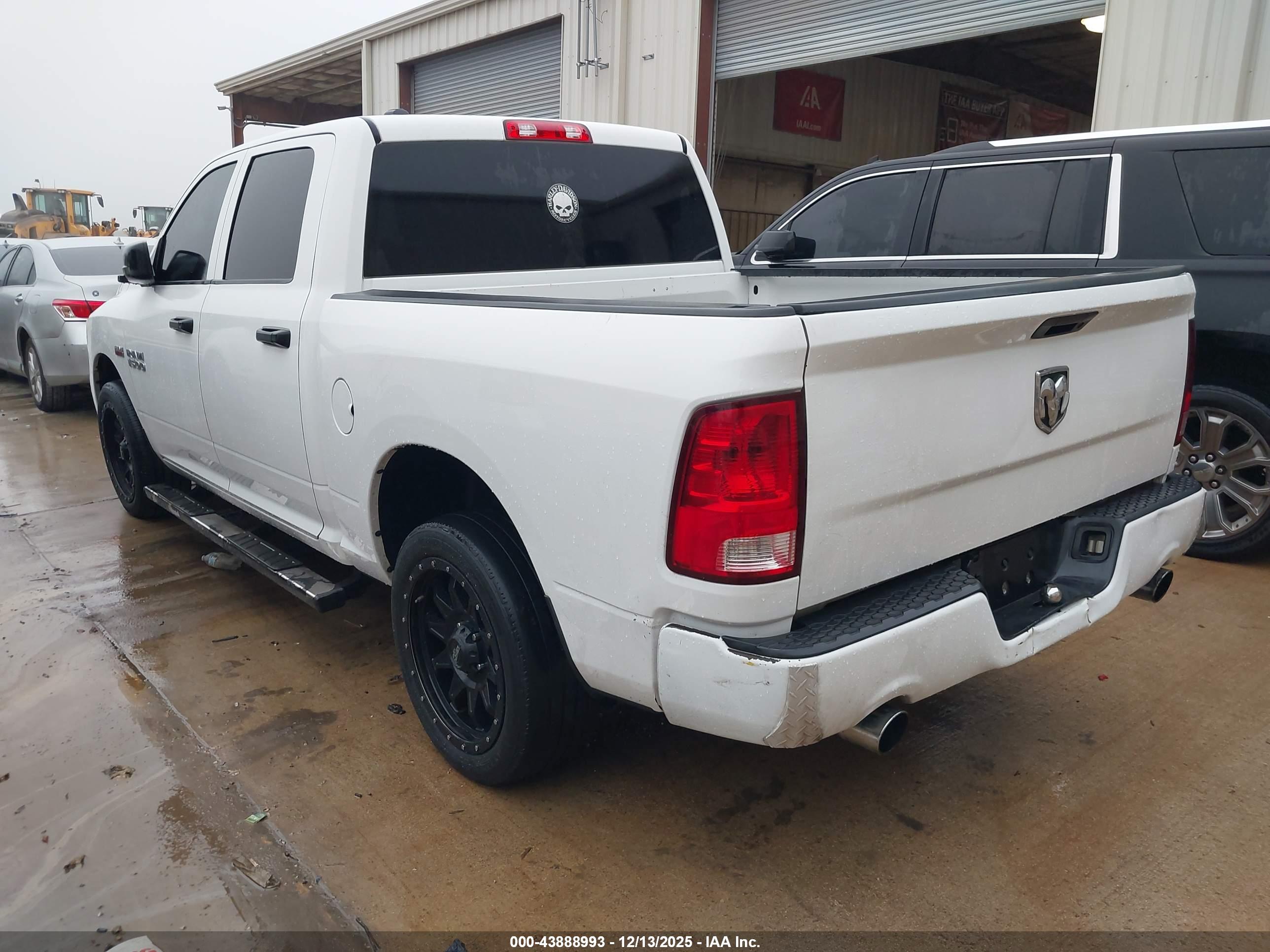 RAM 1500 image 3