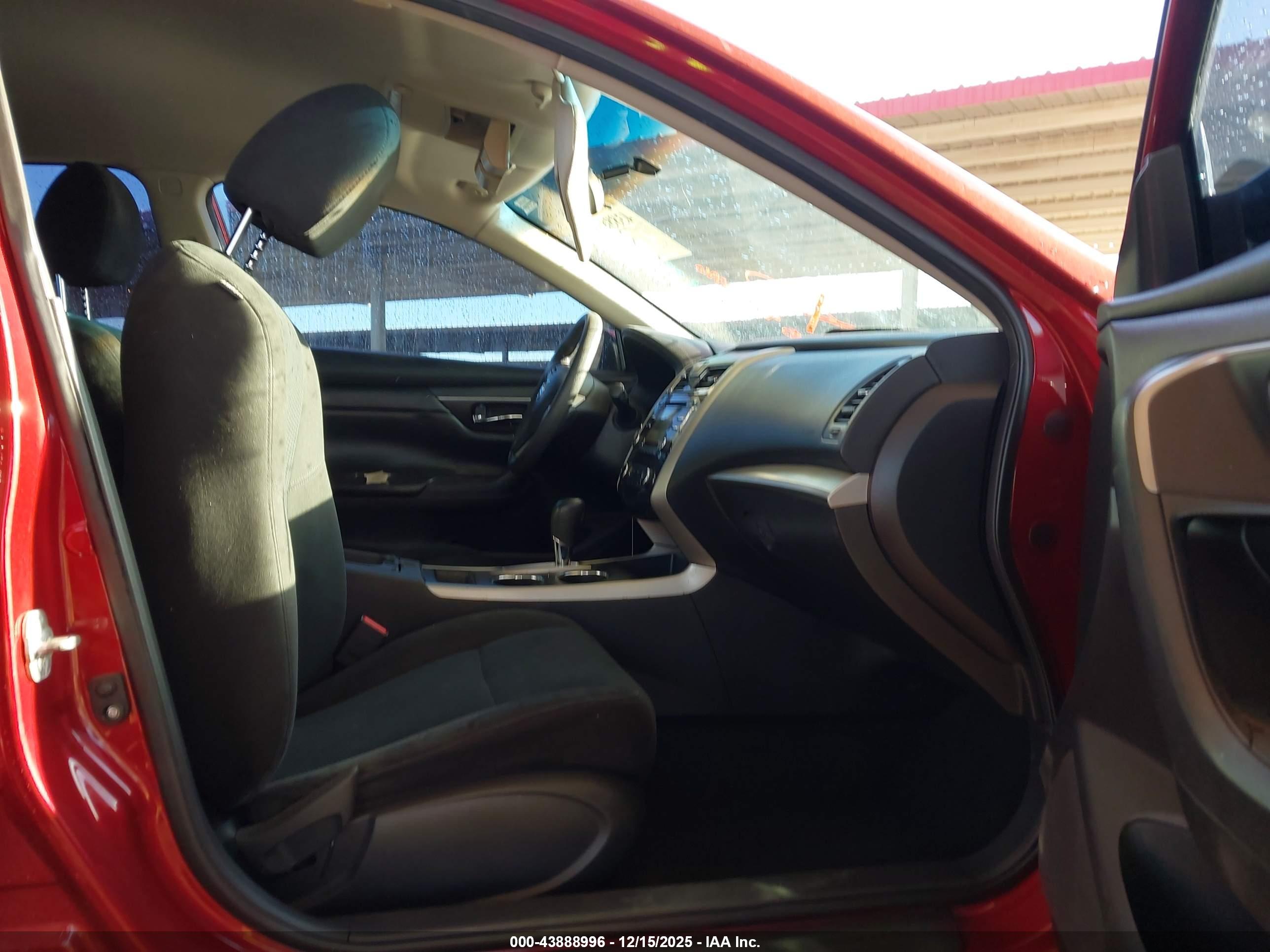 NISSAN ALTIMA image 5