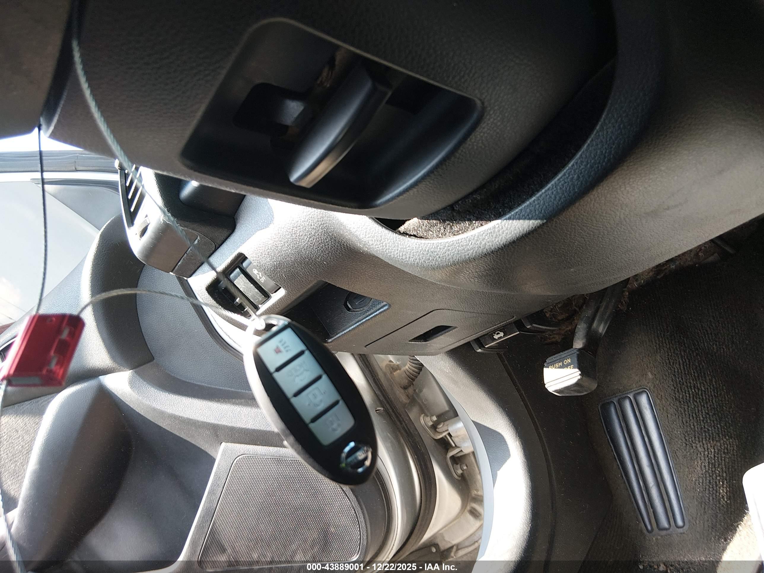 NISSAN ALTIMA image 11