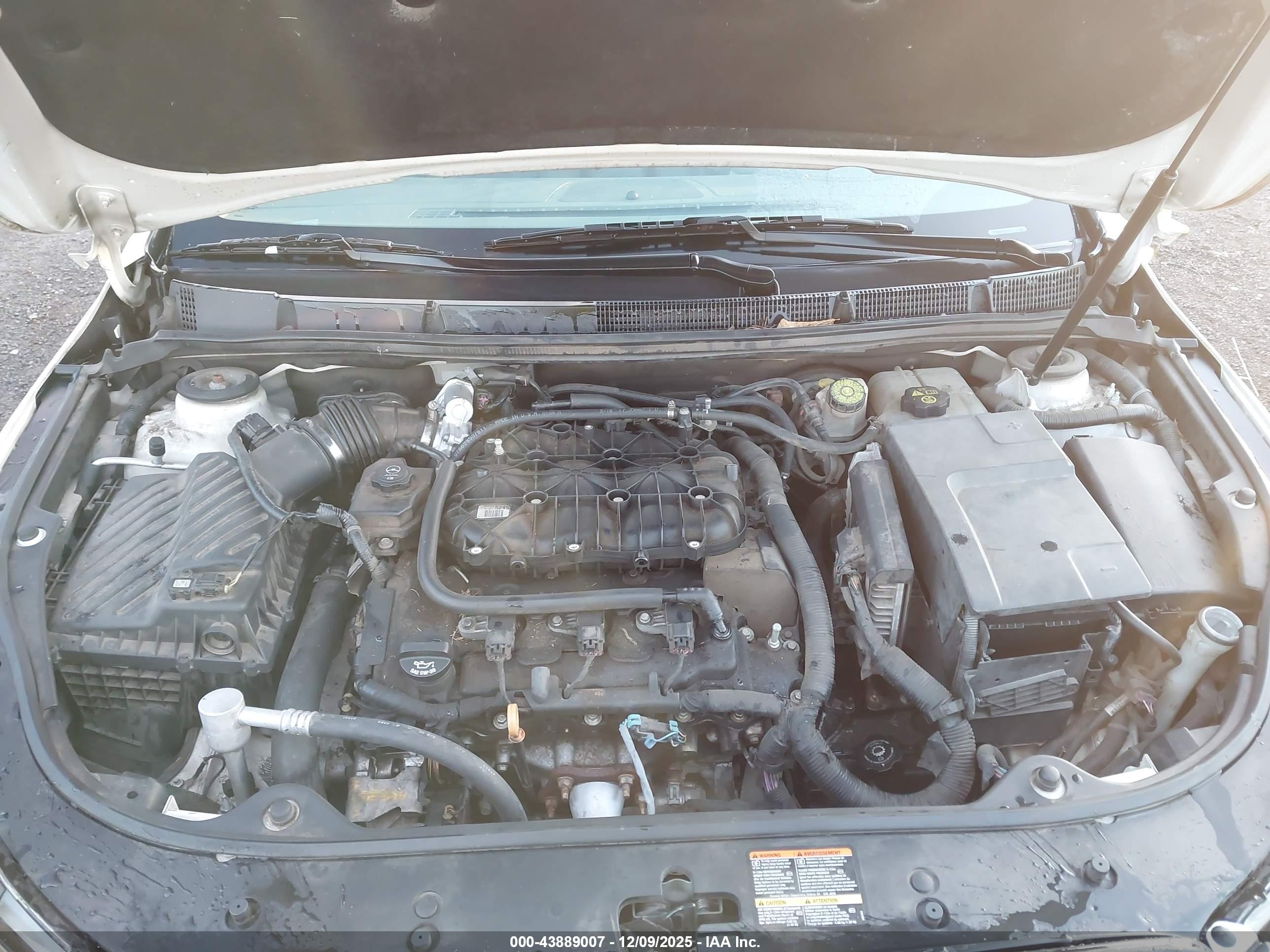 BUICK LACROSSE image 10