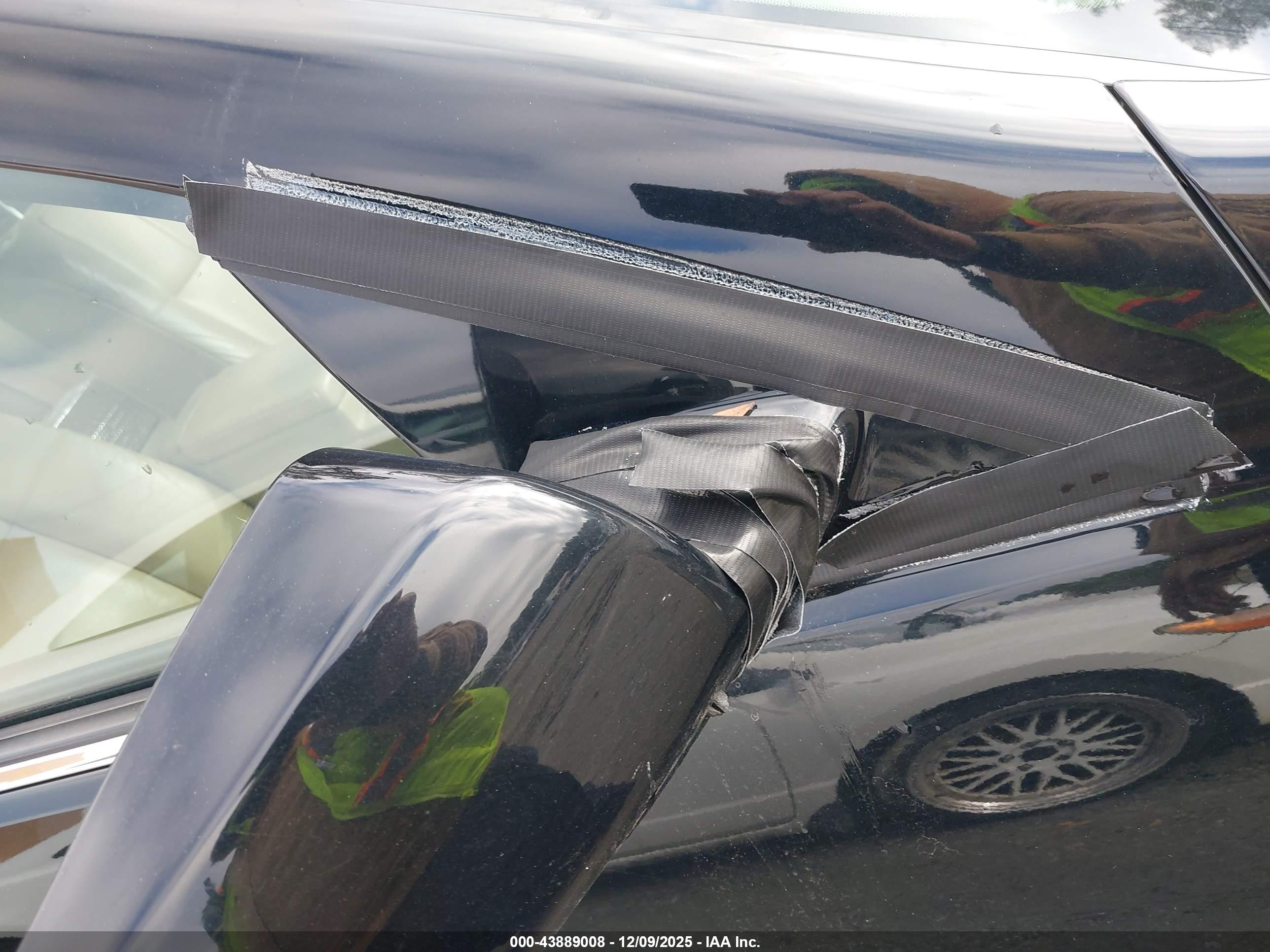 CADILLAC STS image 6