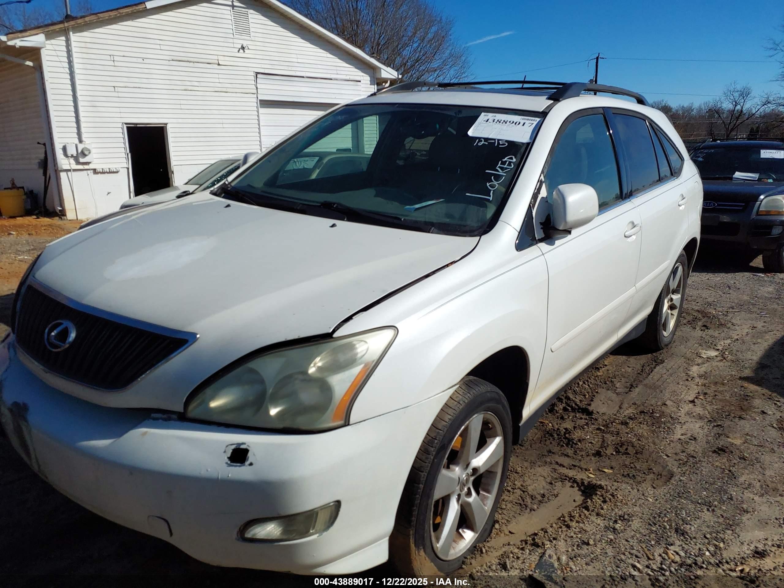 LEXUS RX image 2
