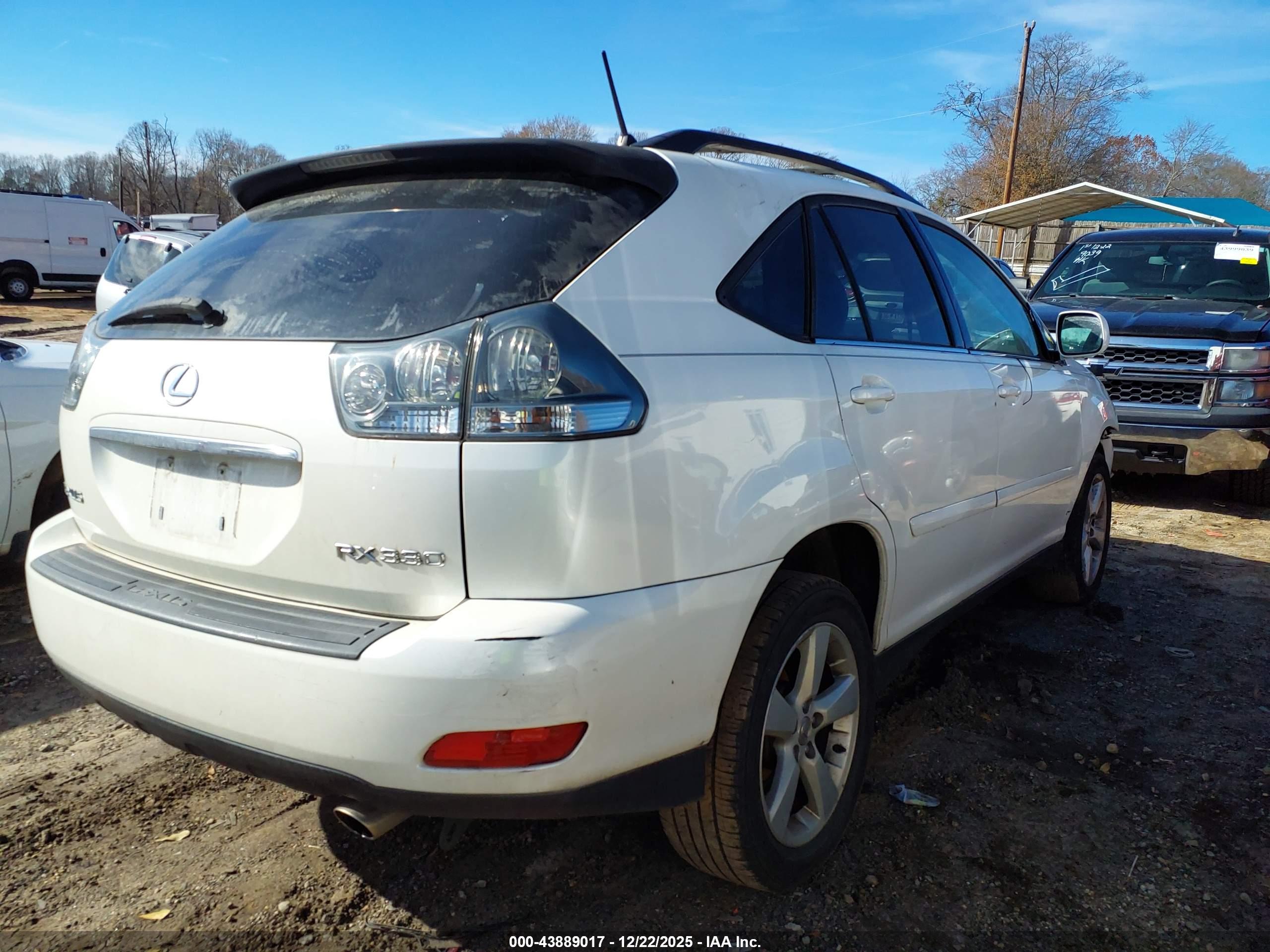 LEXUS RX image 4
