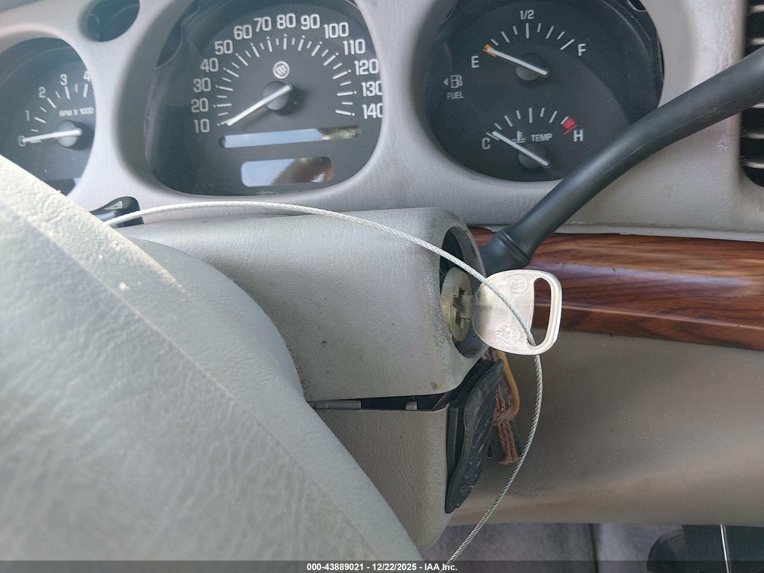 BUICK LESABRE image 11