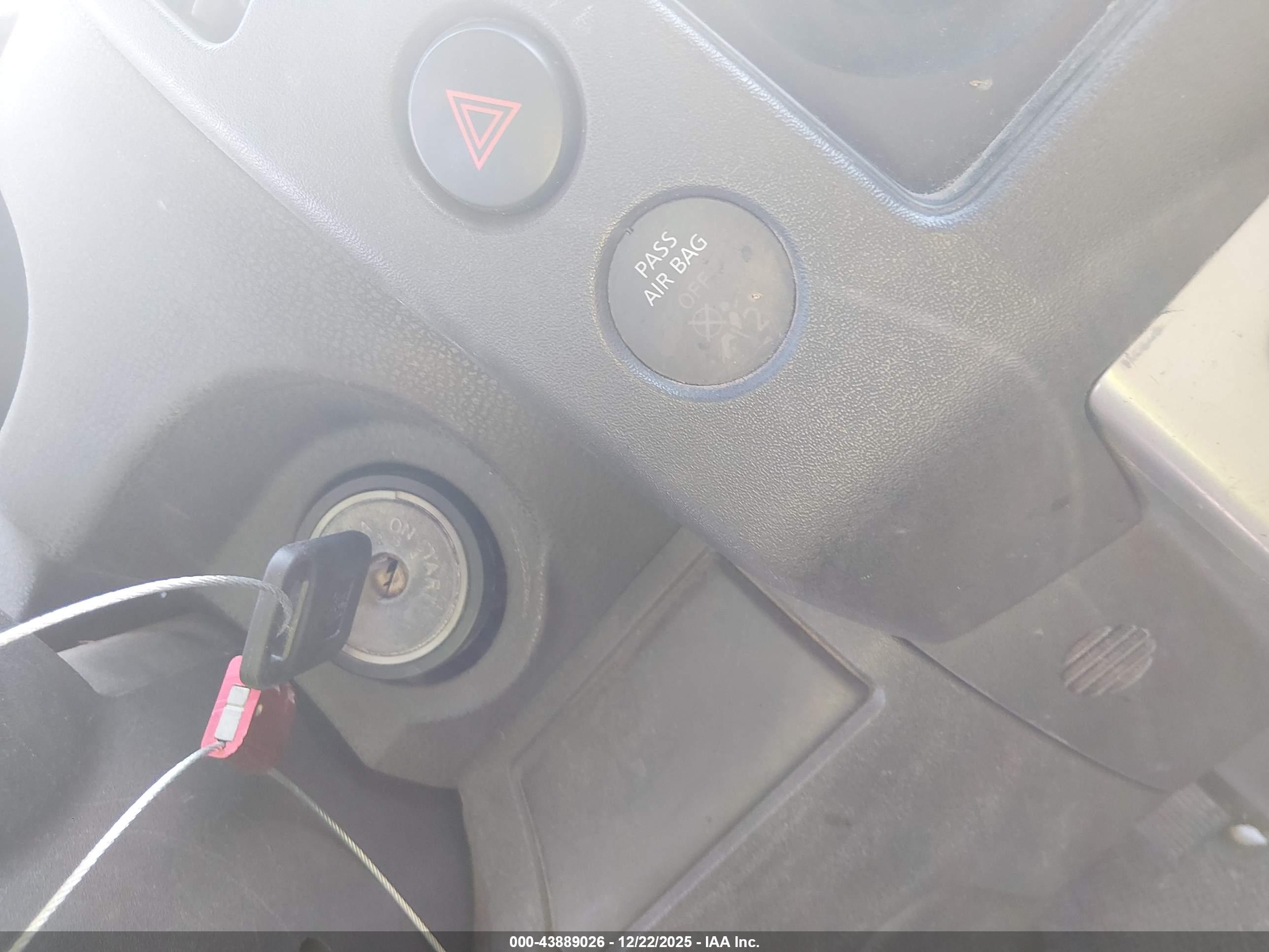 NISSAN PATHFINDER image 11