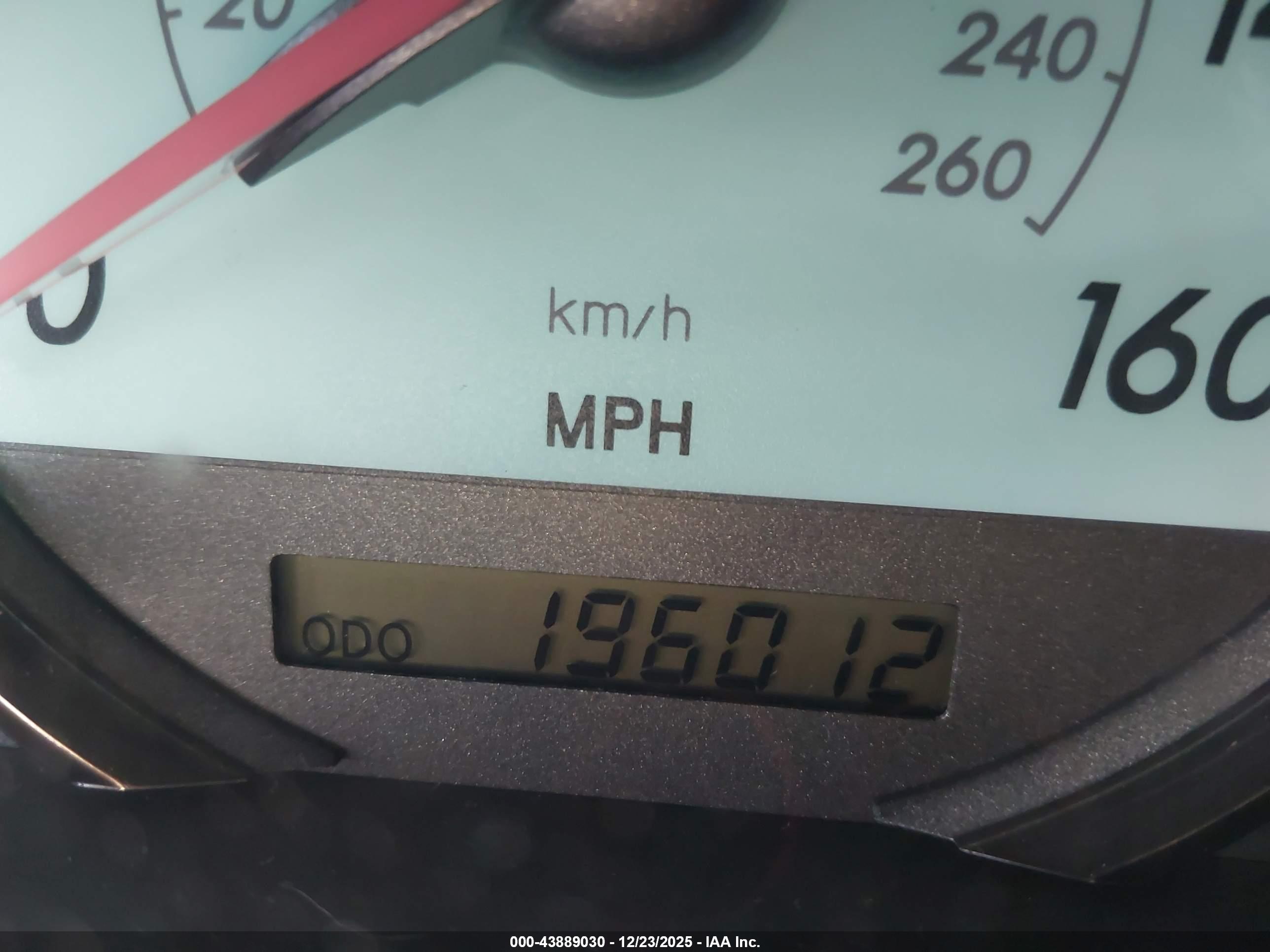 TOYOTA CAMRY image 7