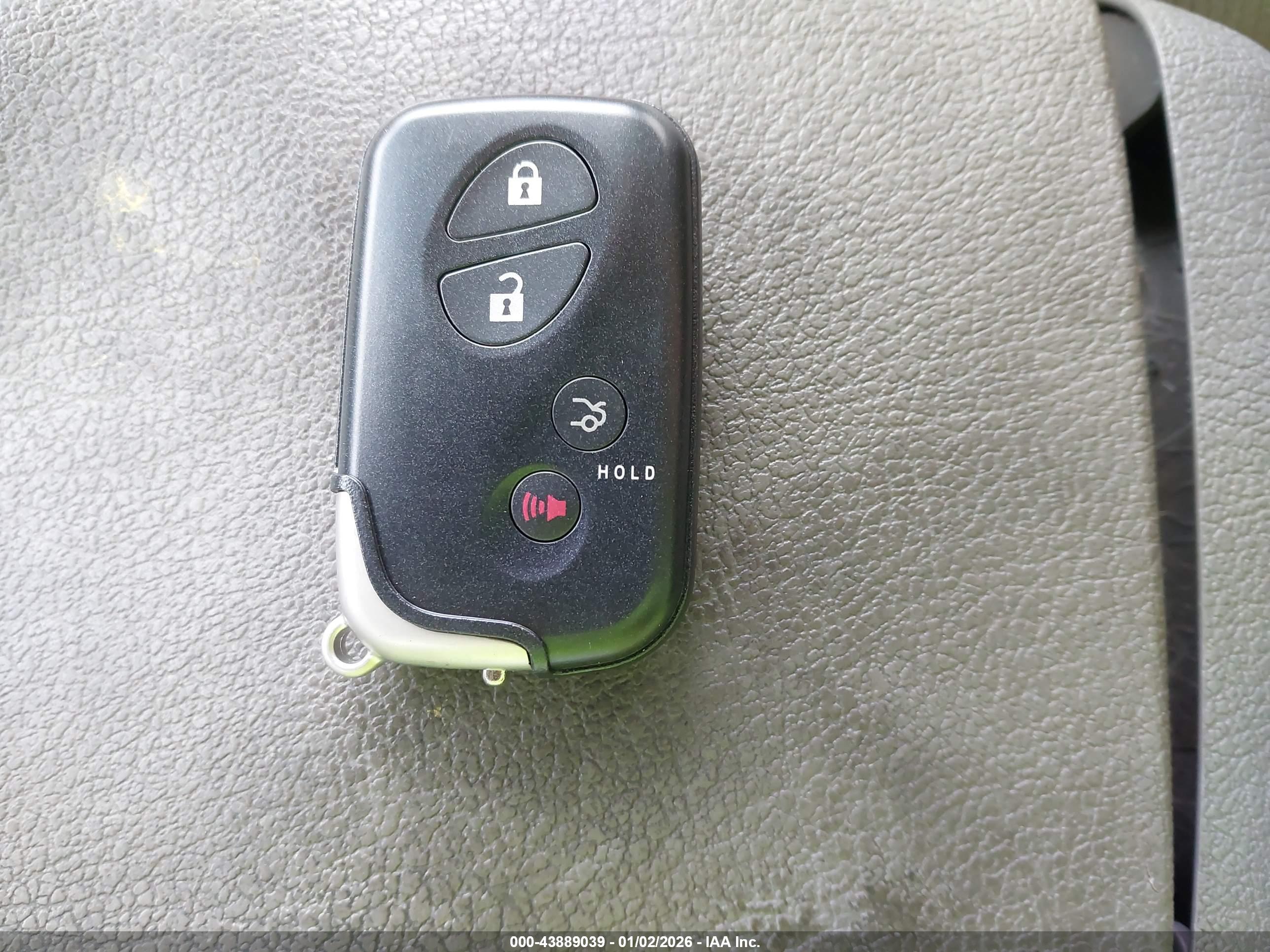 LEXUS IS image 11