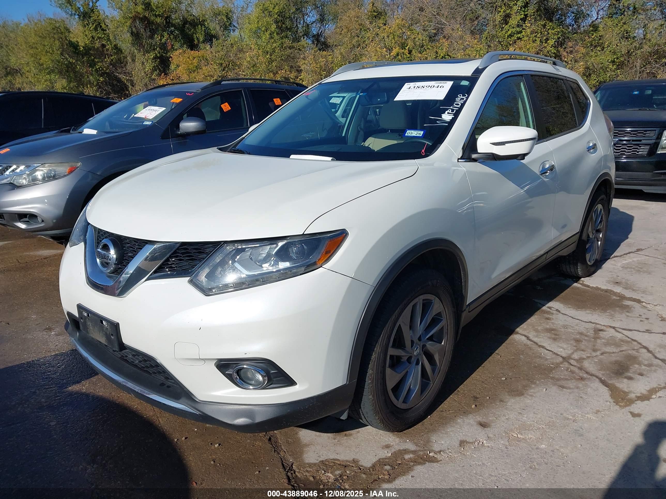 NISSAN ROGUE image 2