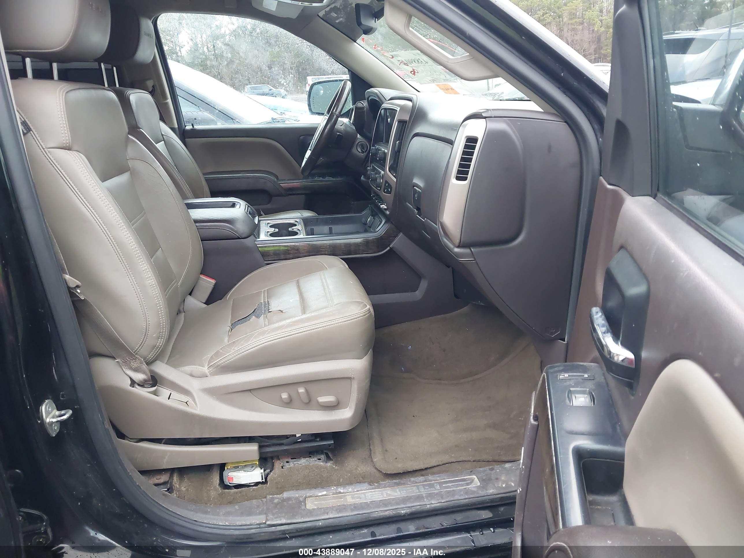 GMC SIERRA image 5