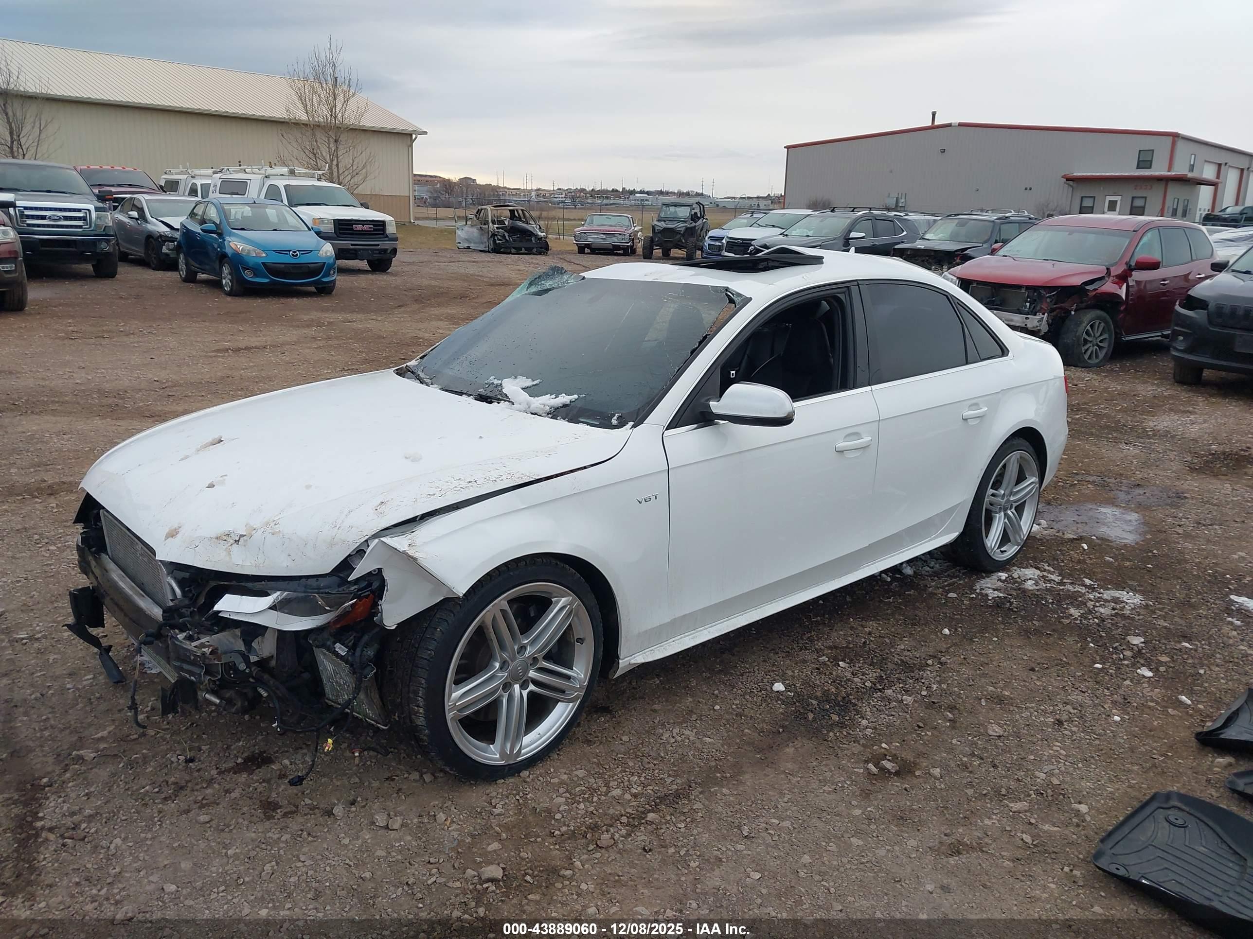 AUDI S4 image 2