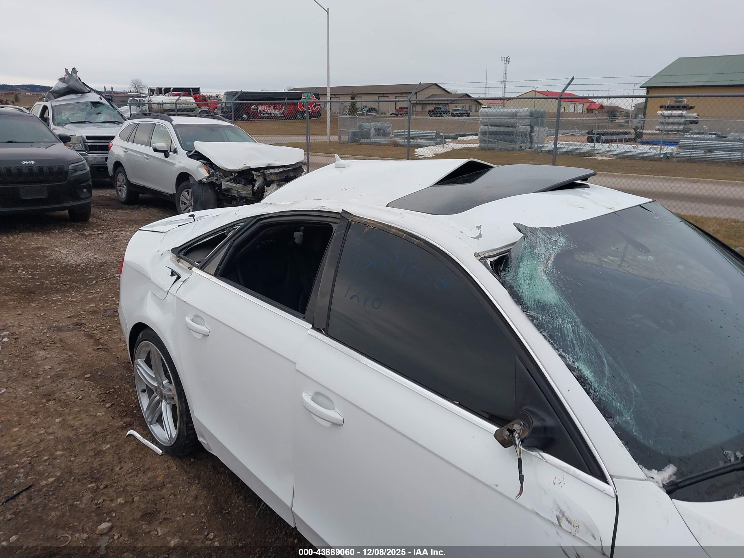 AUDI S4 image 6