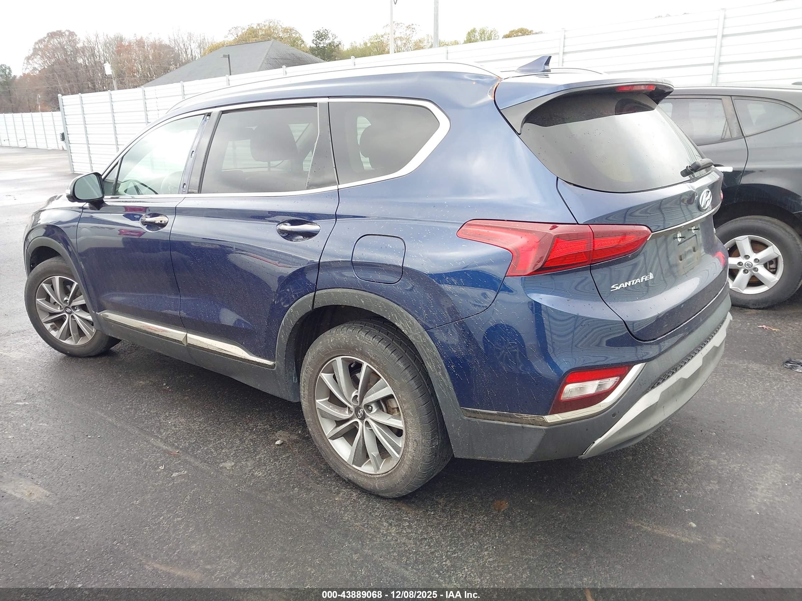 HYUNDAI SANTA image 3