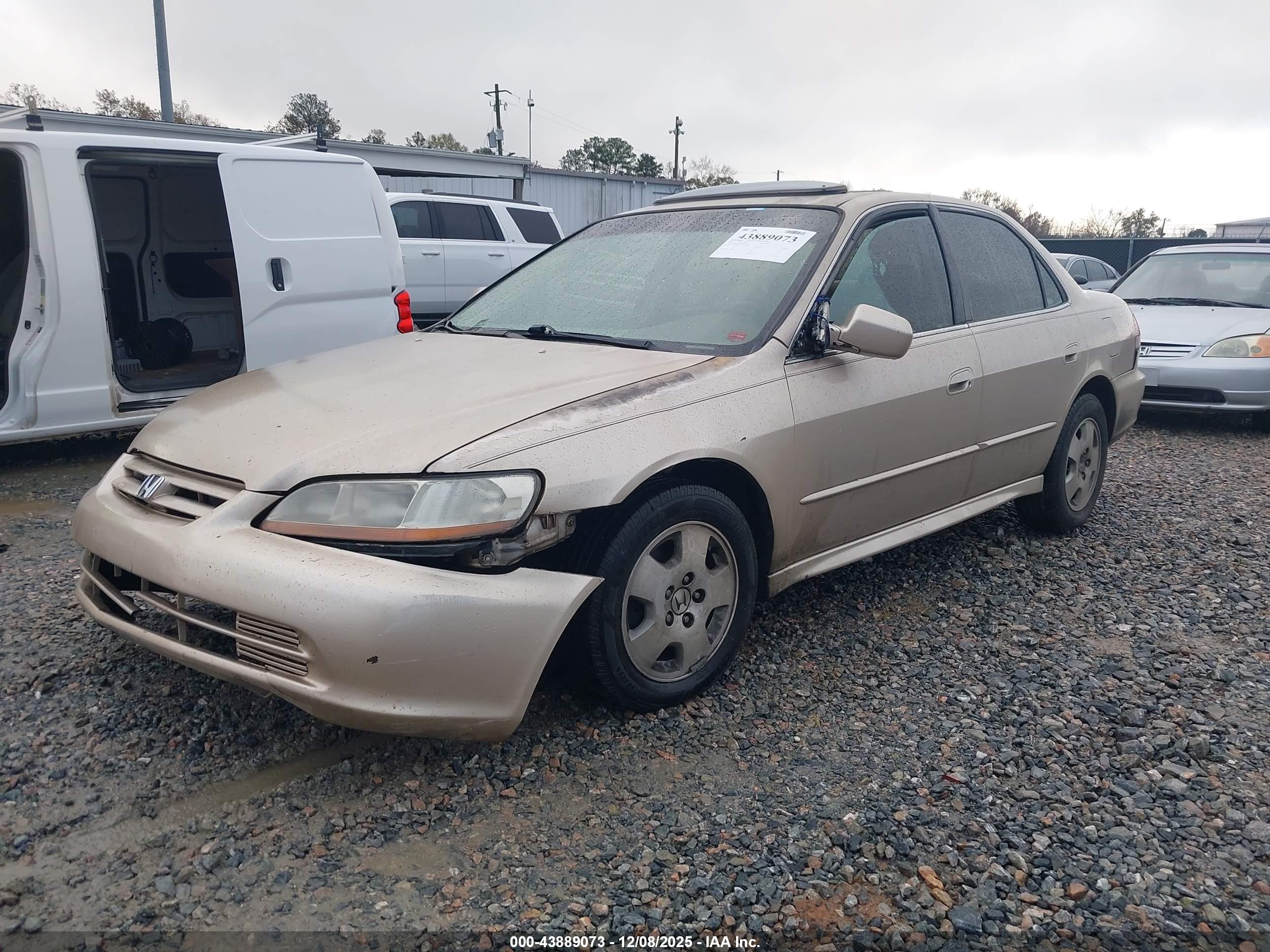 HONDA ACCORD image 2