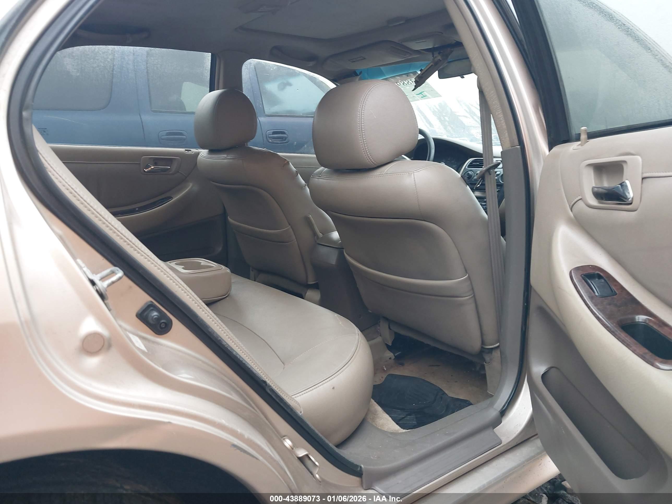 HONDA ACCORD image 8