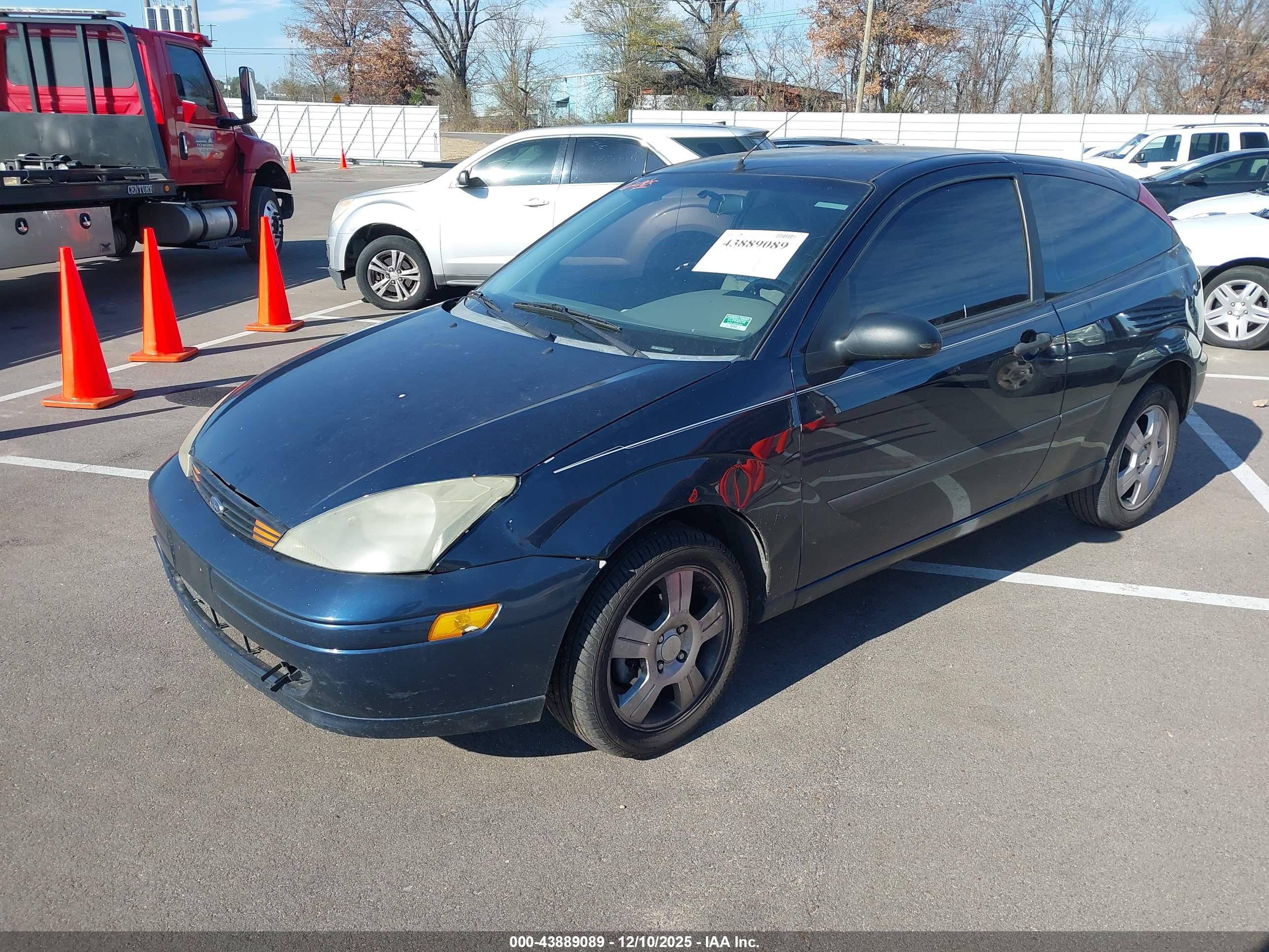FORD FOCUS image 2