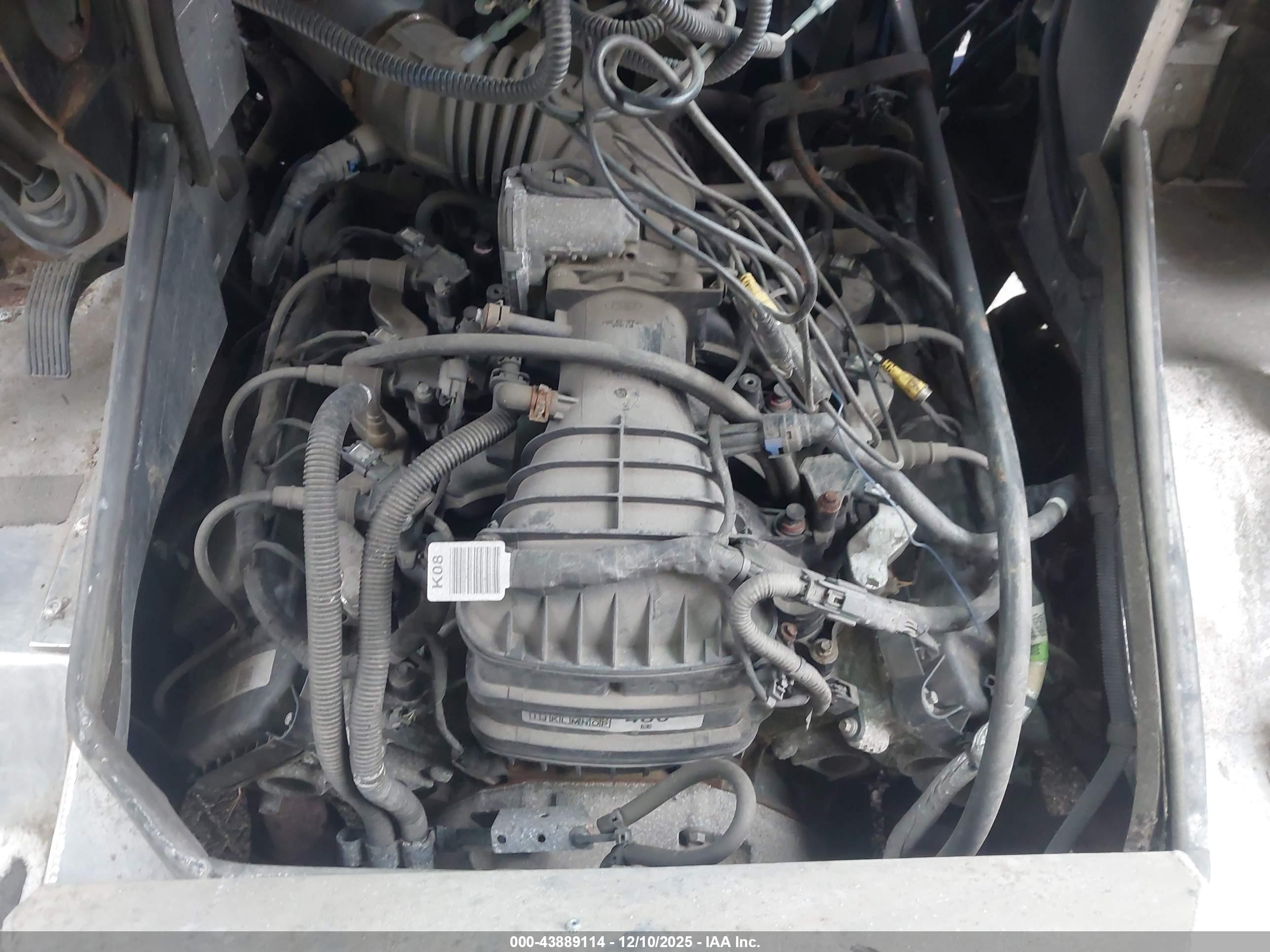FORD E-450 image 10