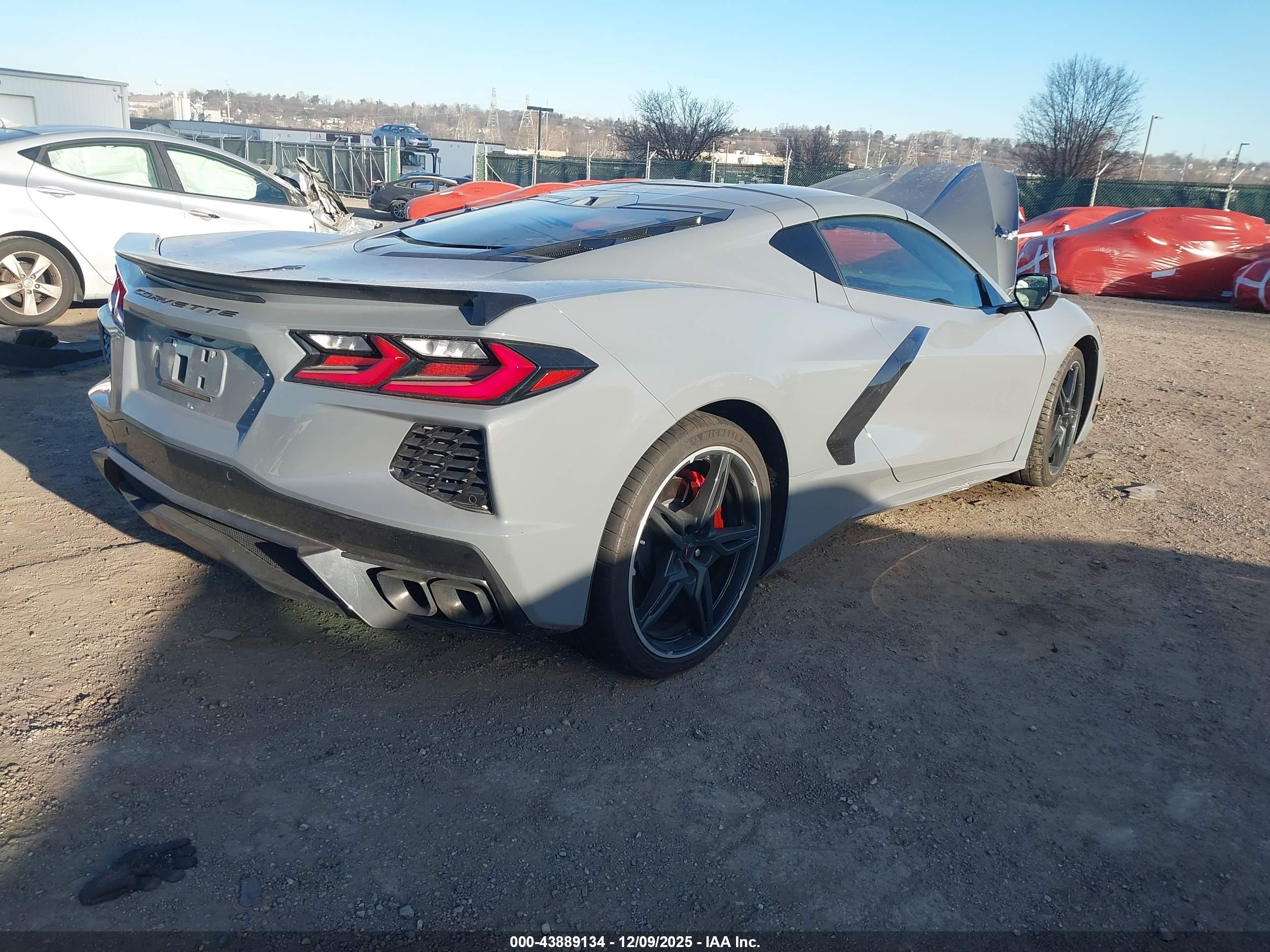 CHEVROLET CORVETTE image 4