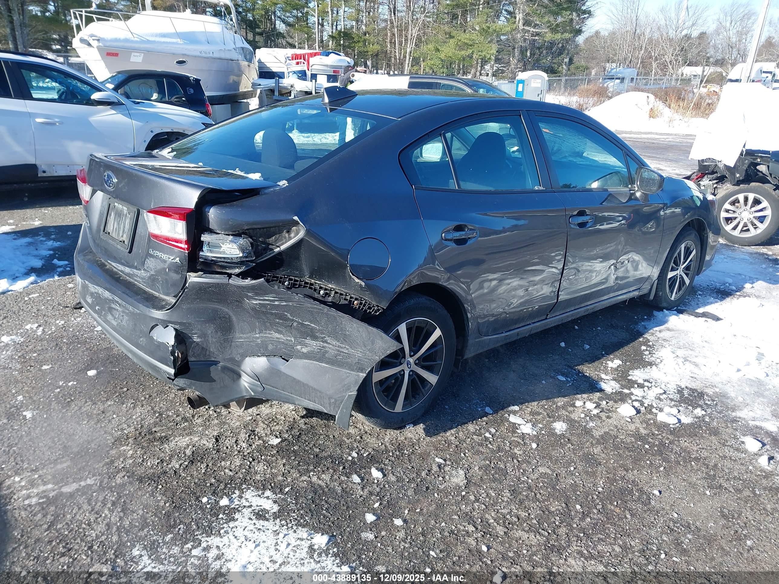 SUBARU IMPREZA image 4