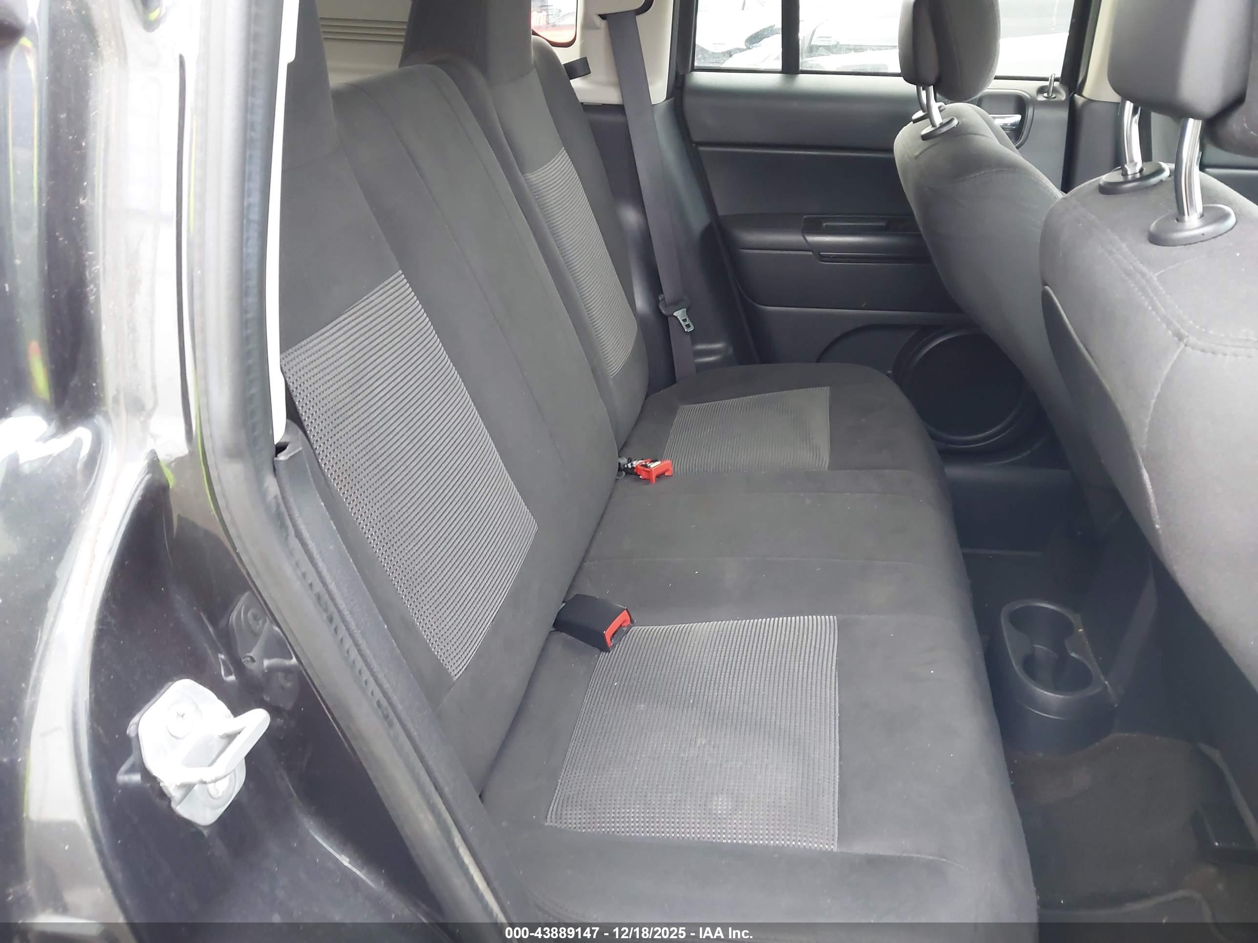 JEEP COMPASS image 8
