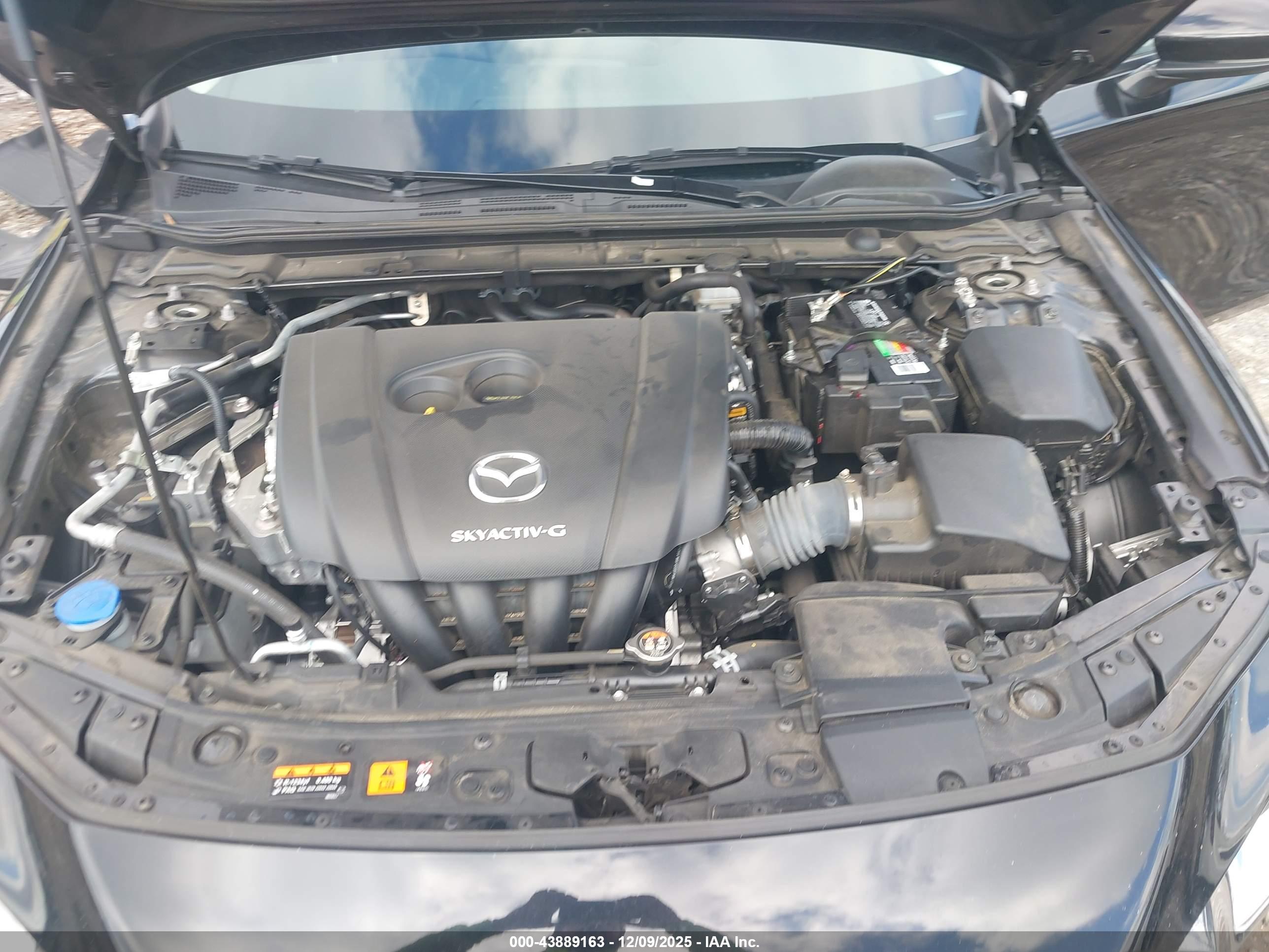 MAZDA MAZDA3 image 10