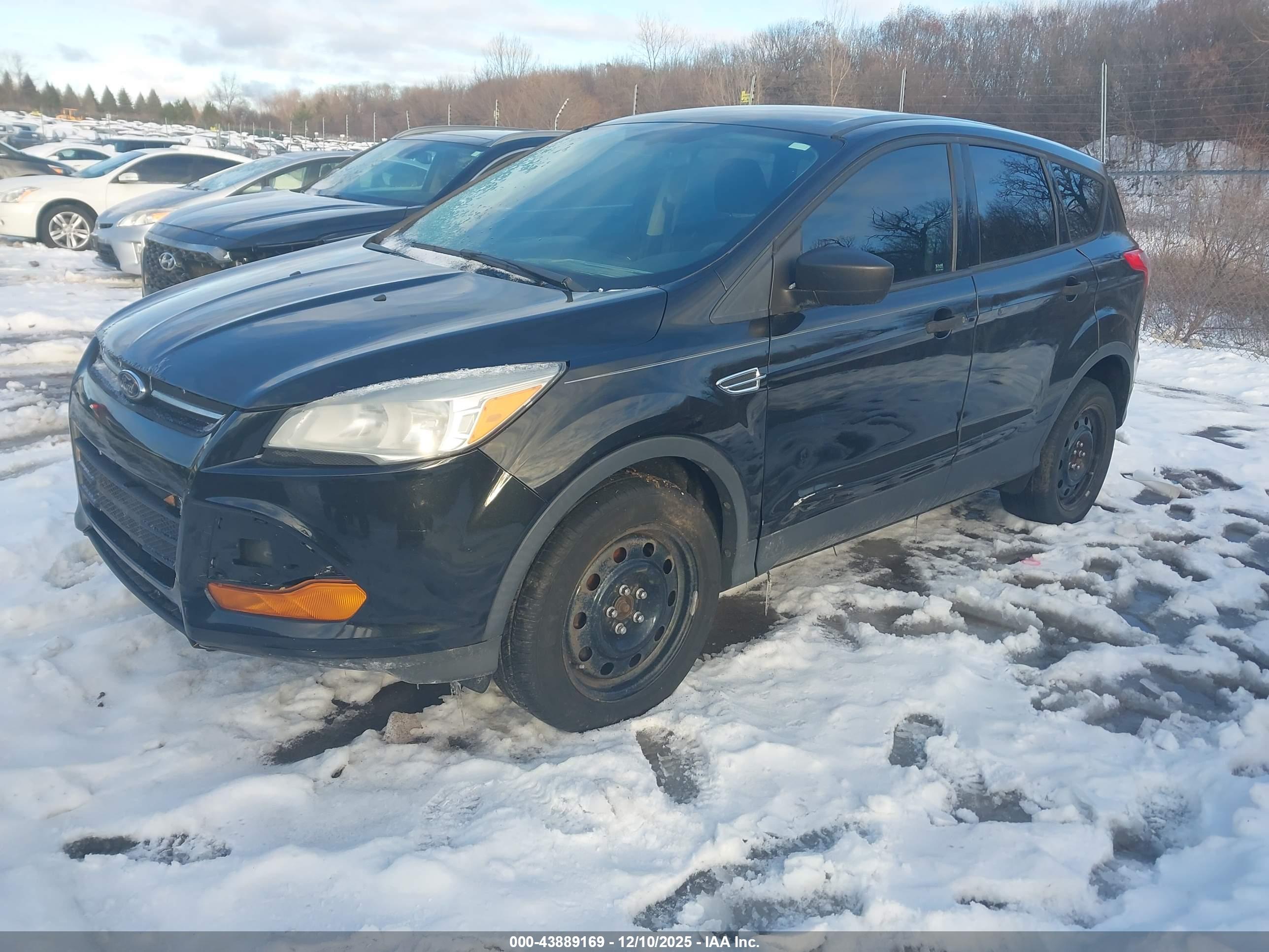 FORD ESCAPE image 2