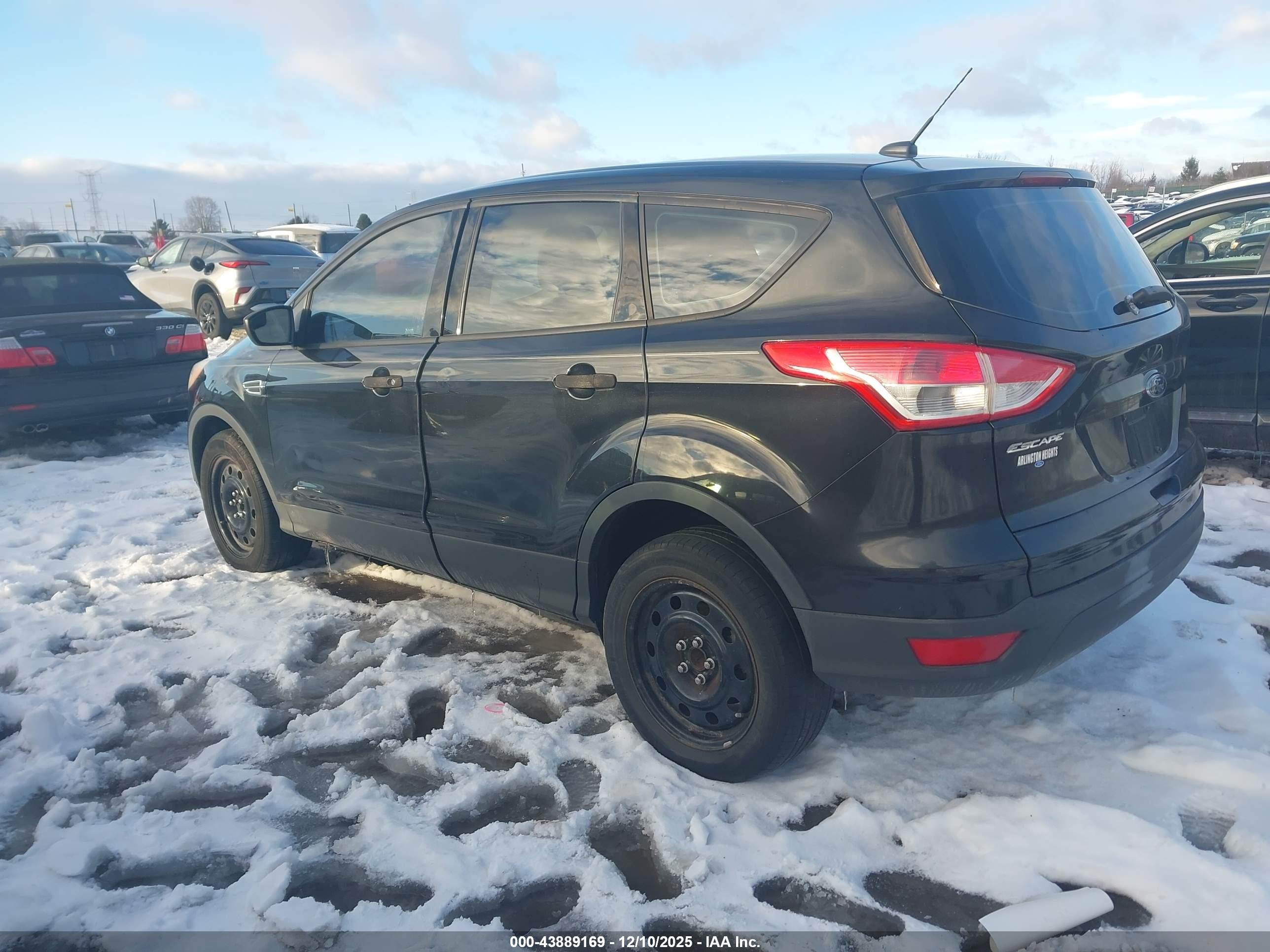 FORD ESCAPE image 3