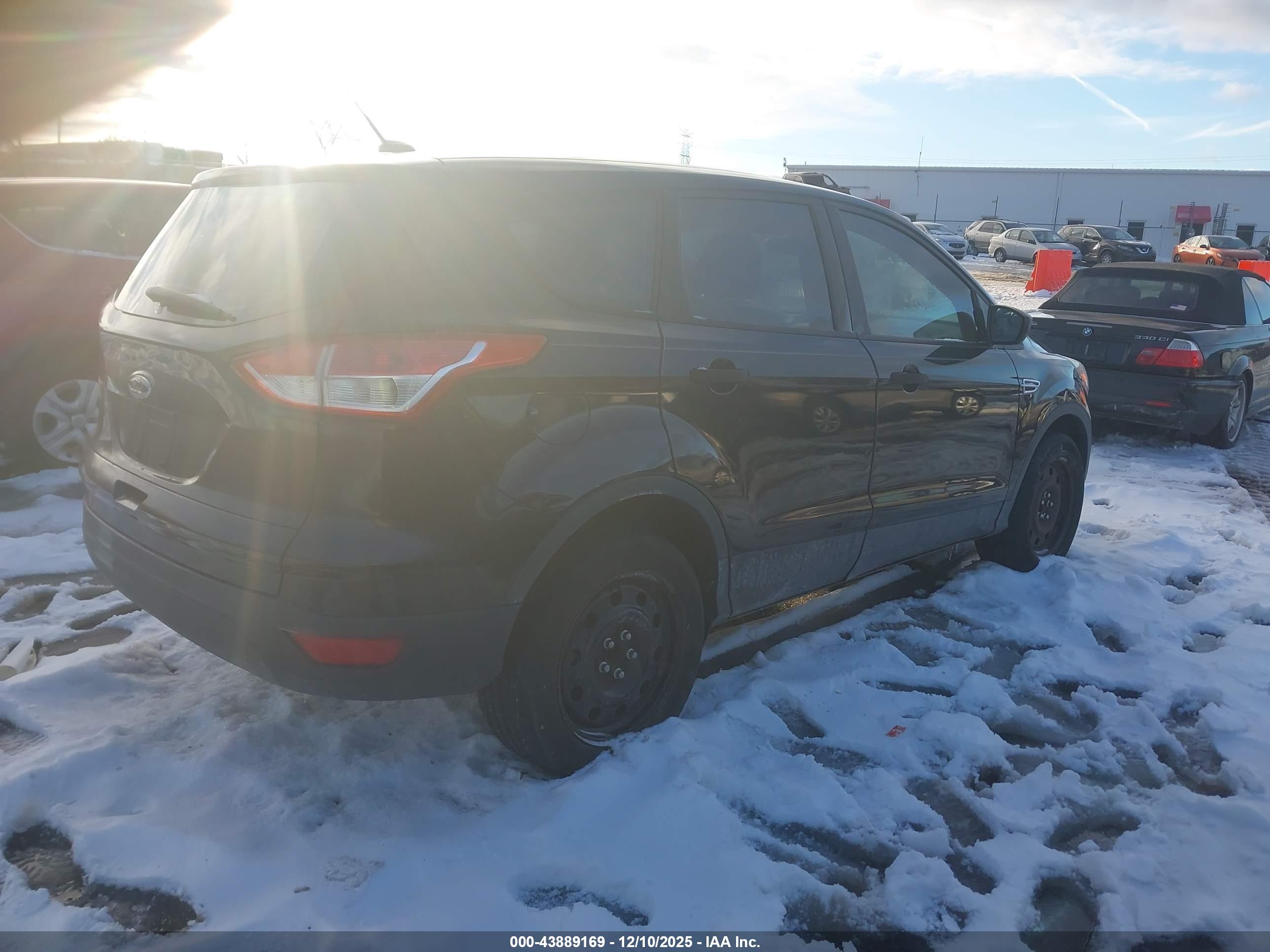 FORD ESCAPE image 4