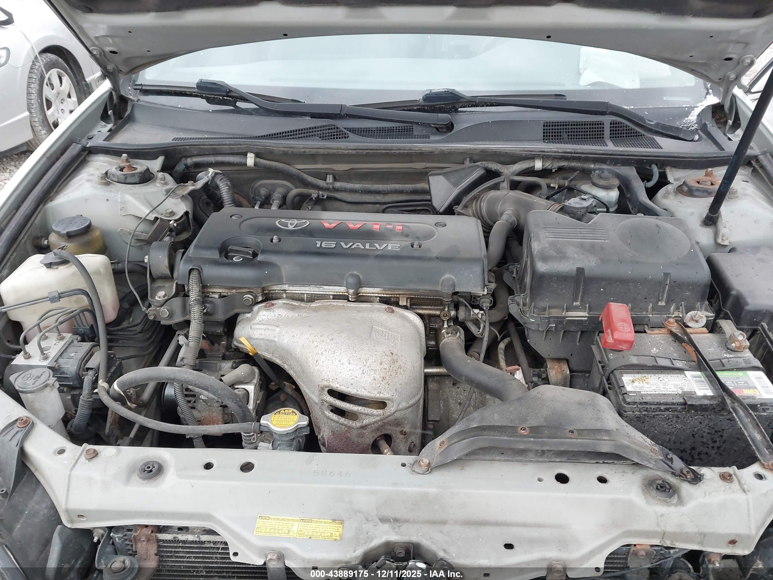 TOYOTA CAMRY image 10