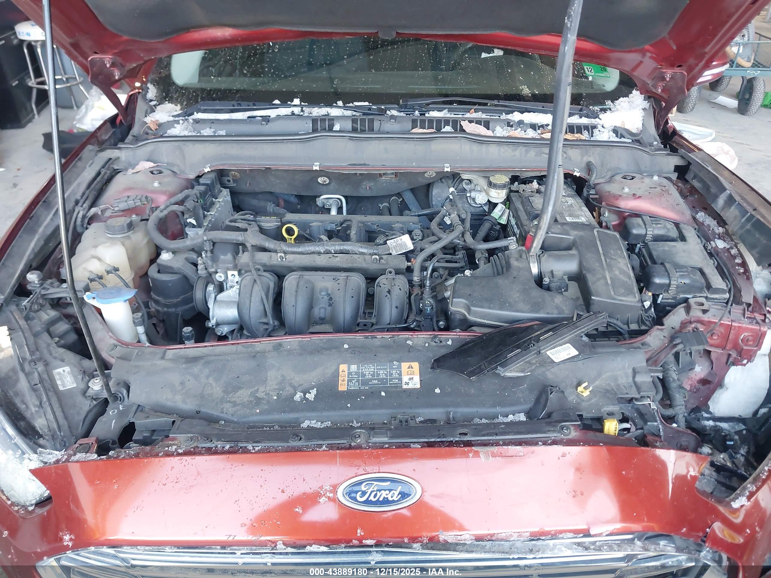 FORD FUSION image 10