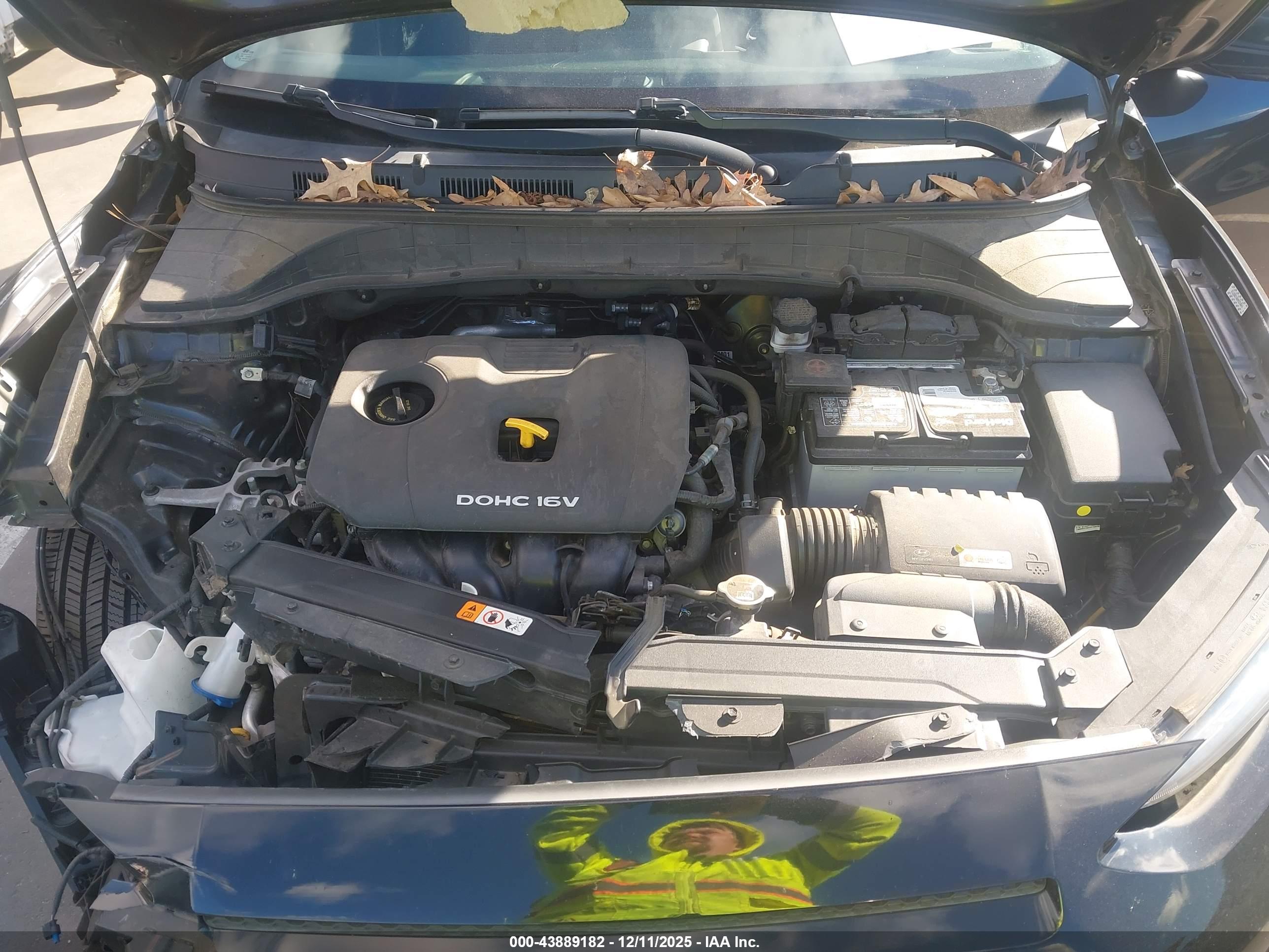 HYUNDAI KONA image 10