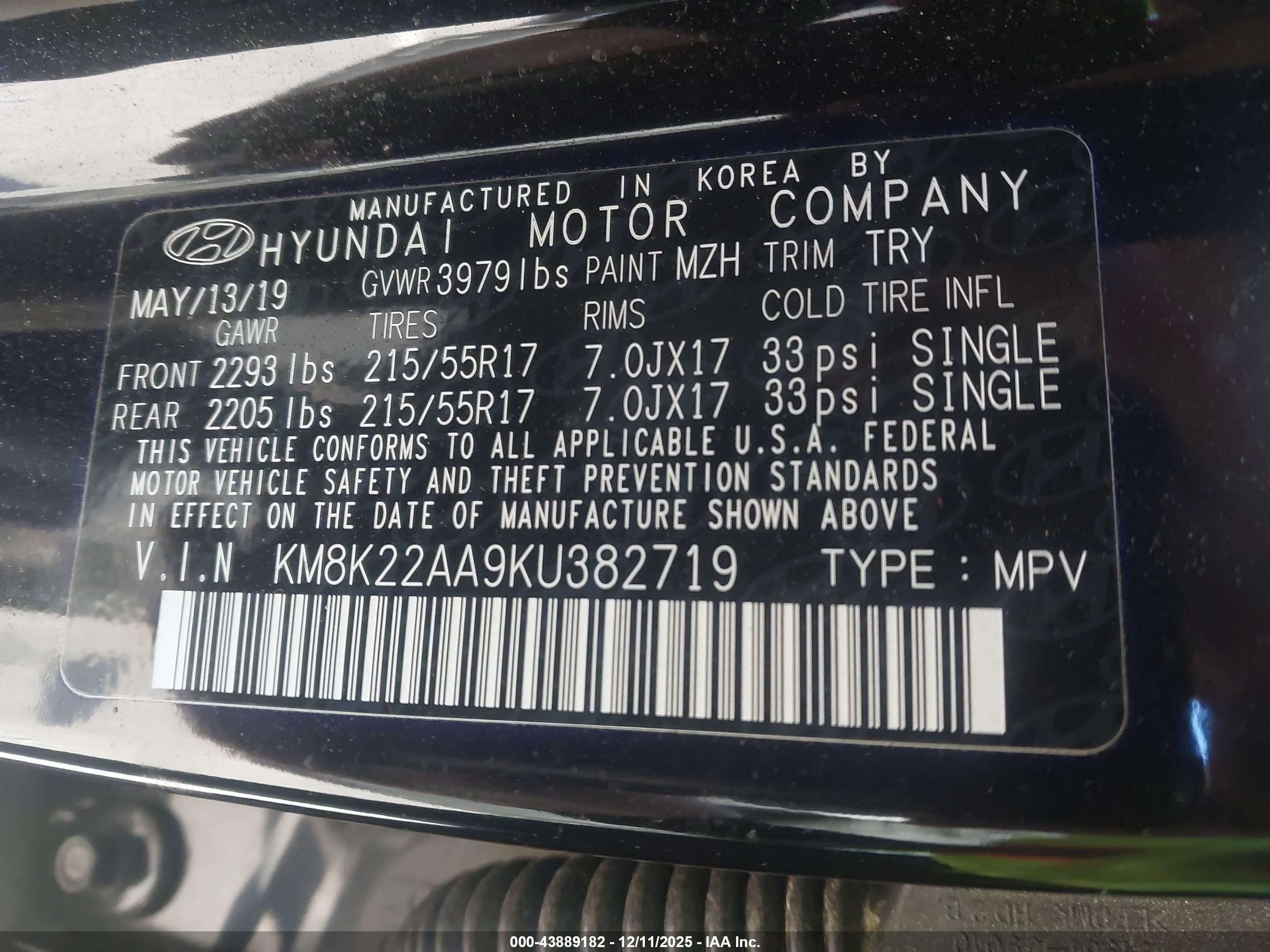 HYUNDAI KONA image 9