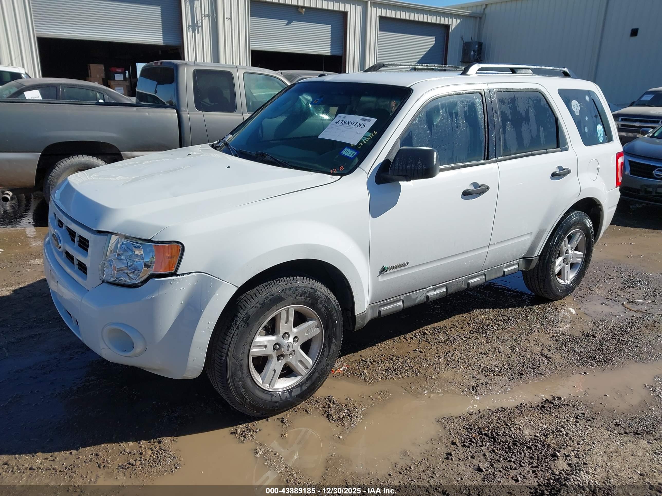 FORD ESCAPE image 2
