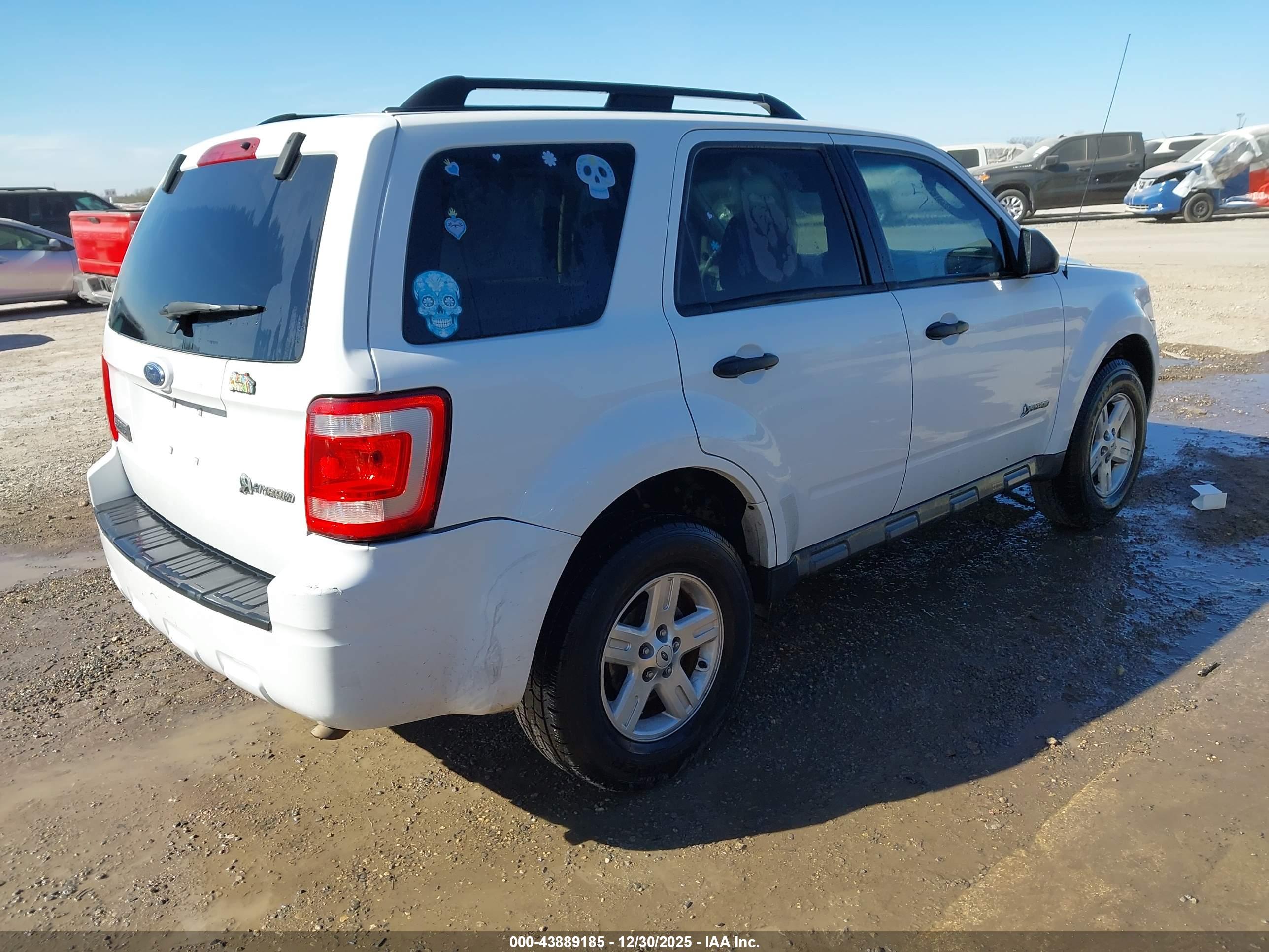 FORD ESCAPE image 4