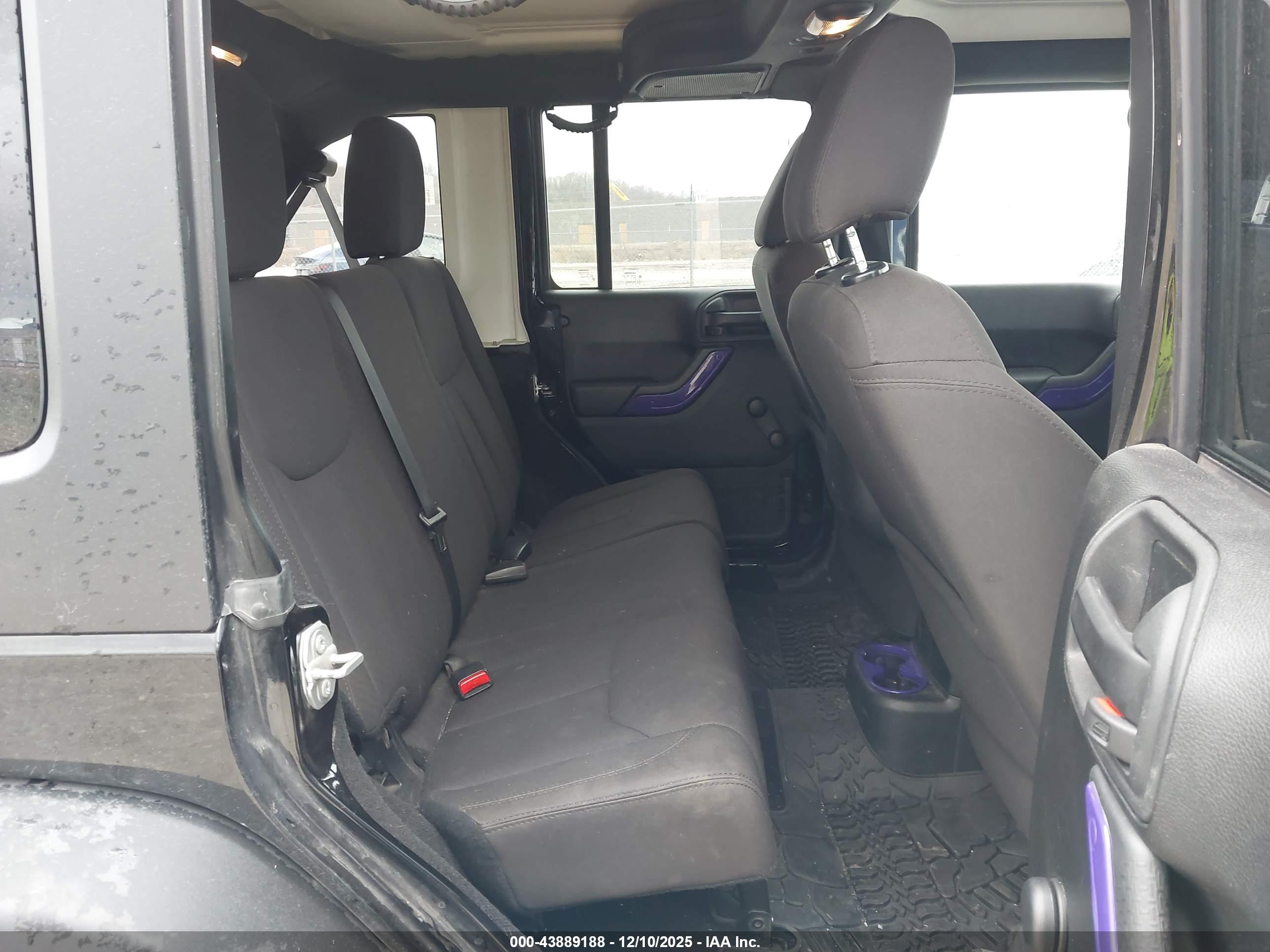 JEEP WRANGLER image 8