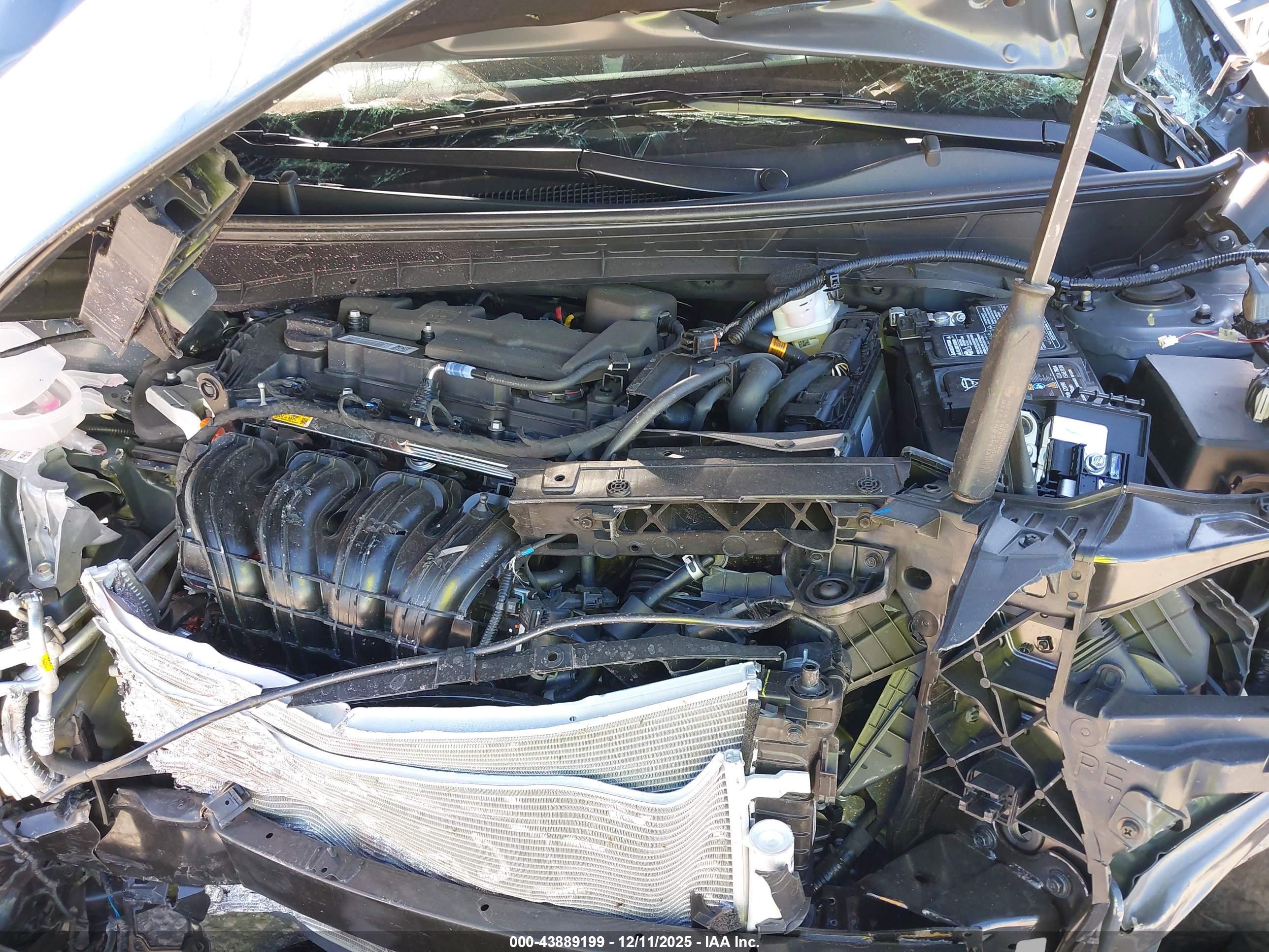 HYUNDAI TUCSON image 10