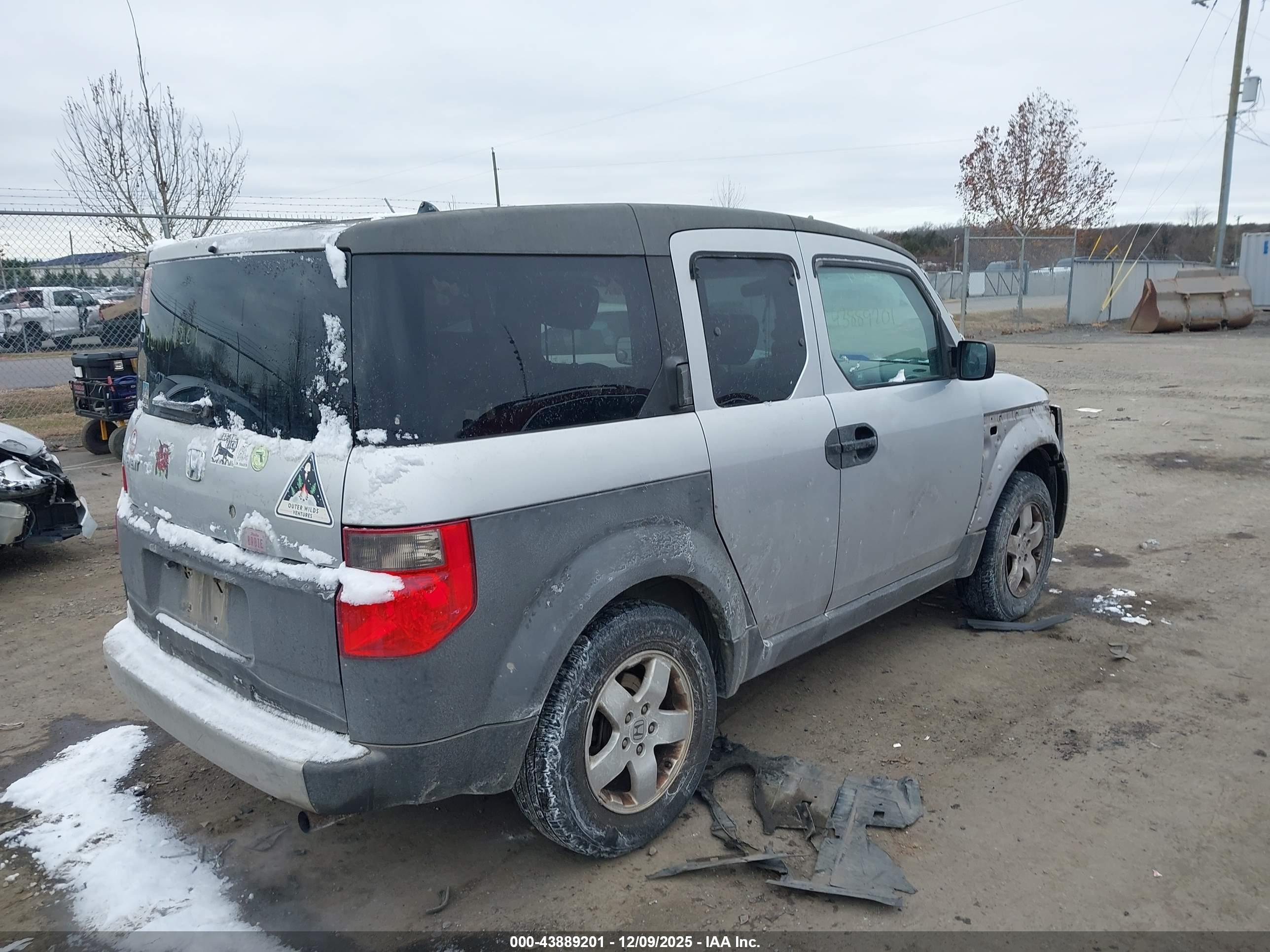 HONDA ELEMENT image 4