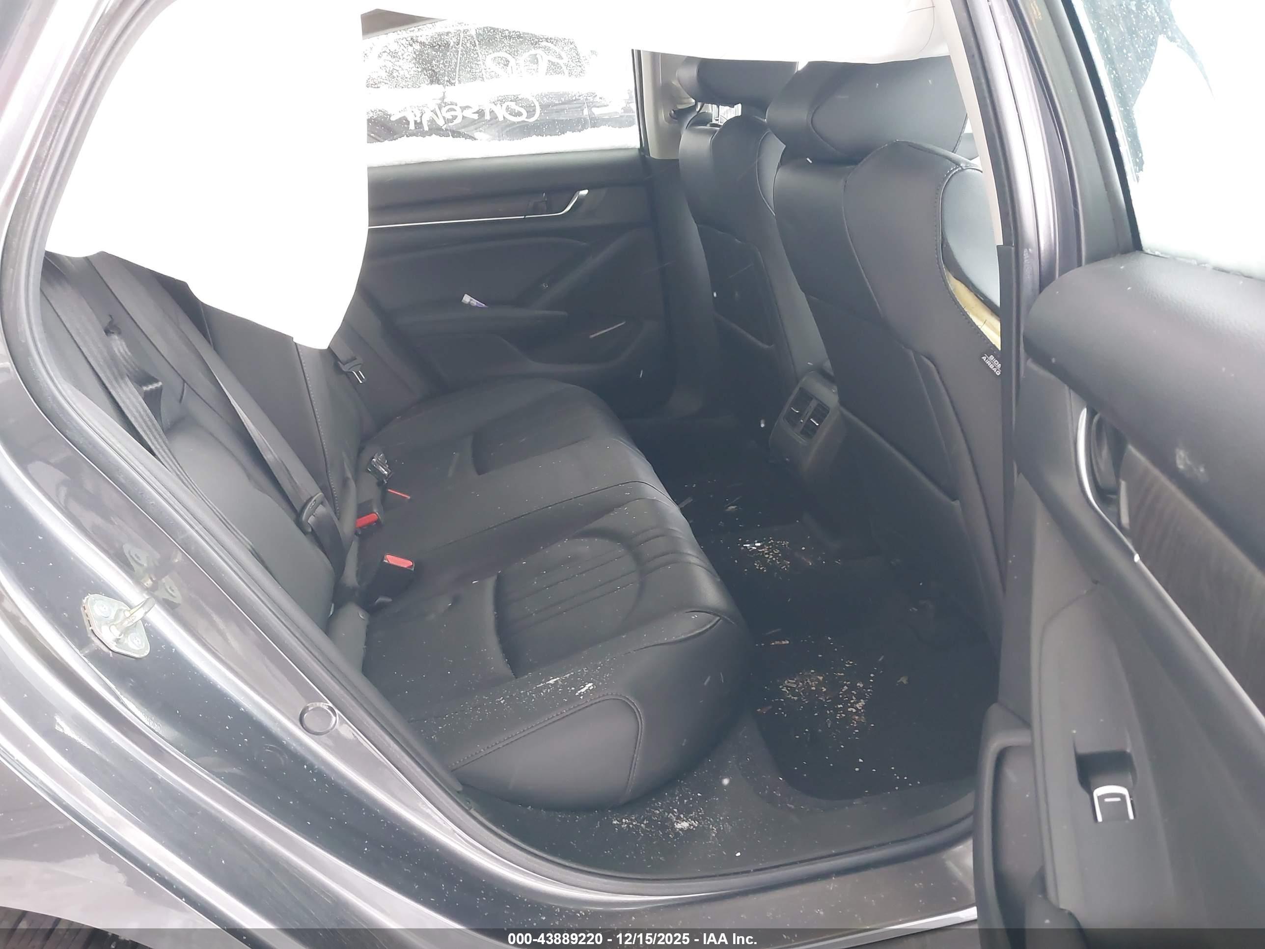 HONDA ACCORD image 8