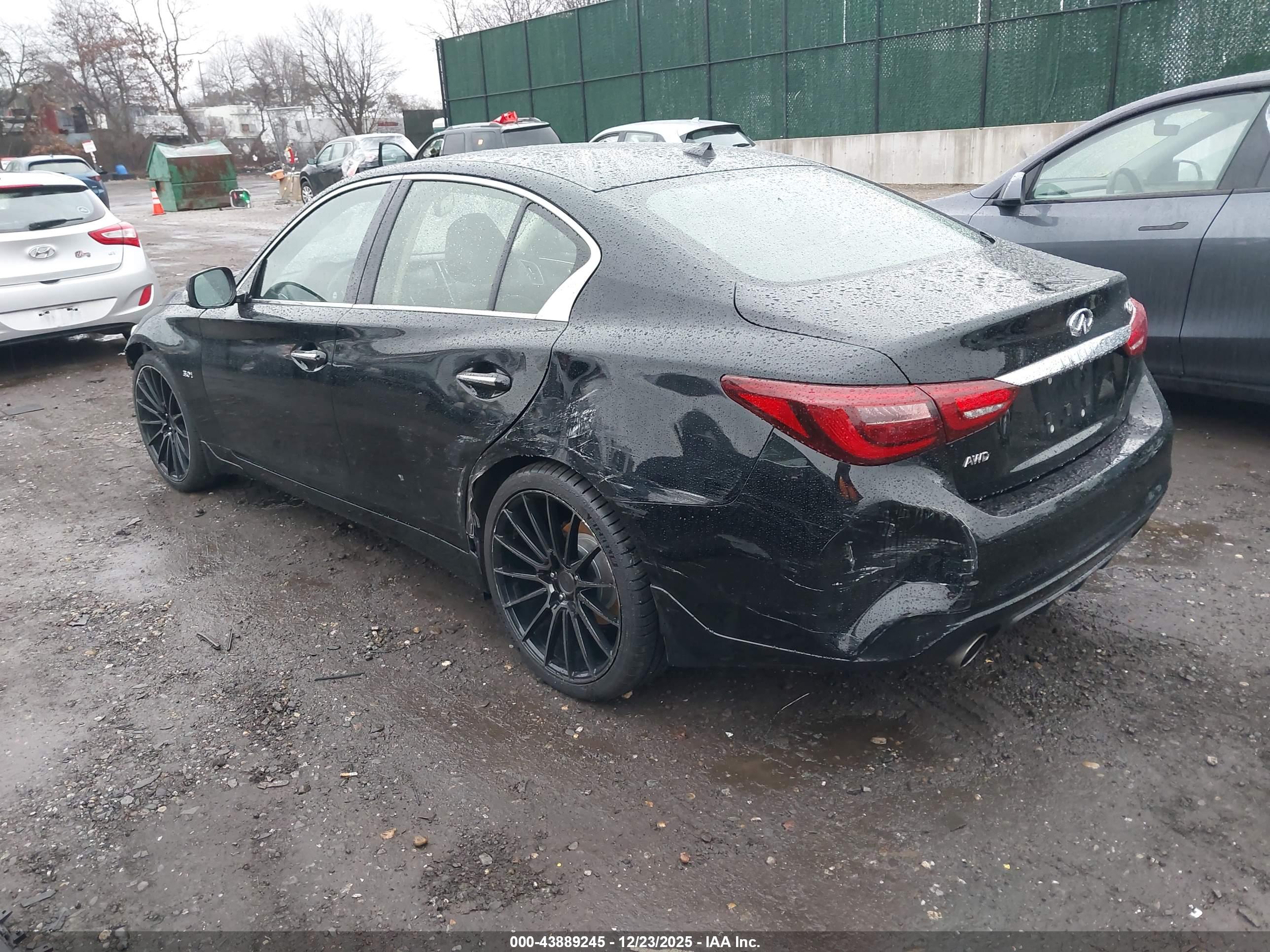 INFINITI Q50 image 3
