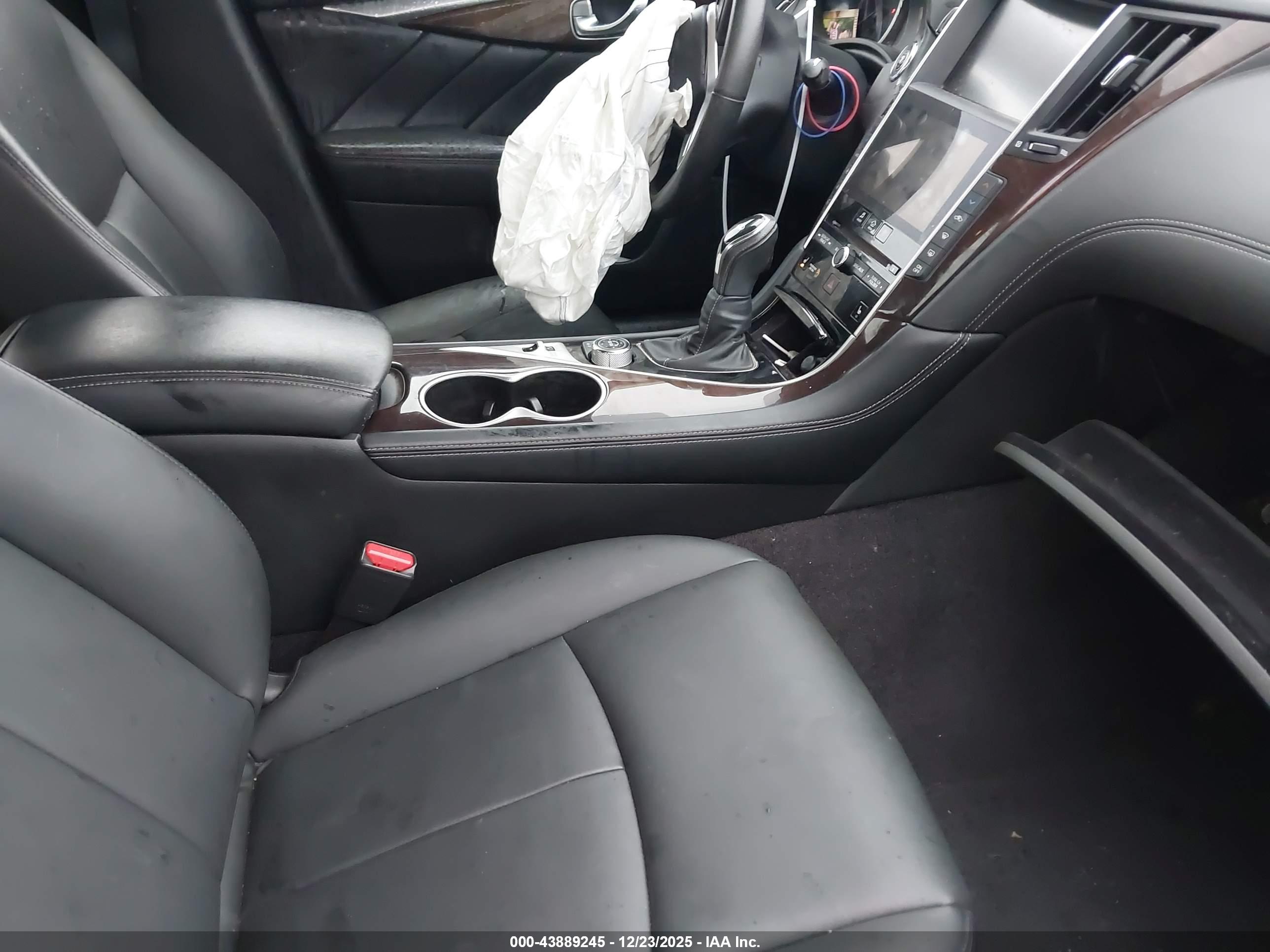 INFINITI Q50 image 5