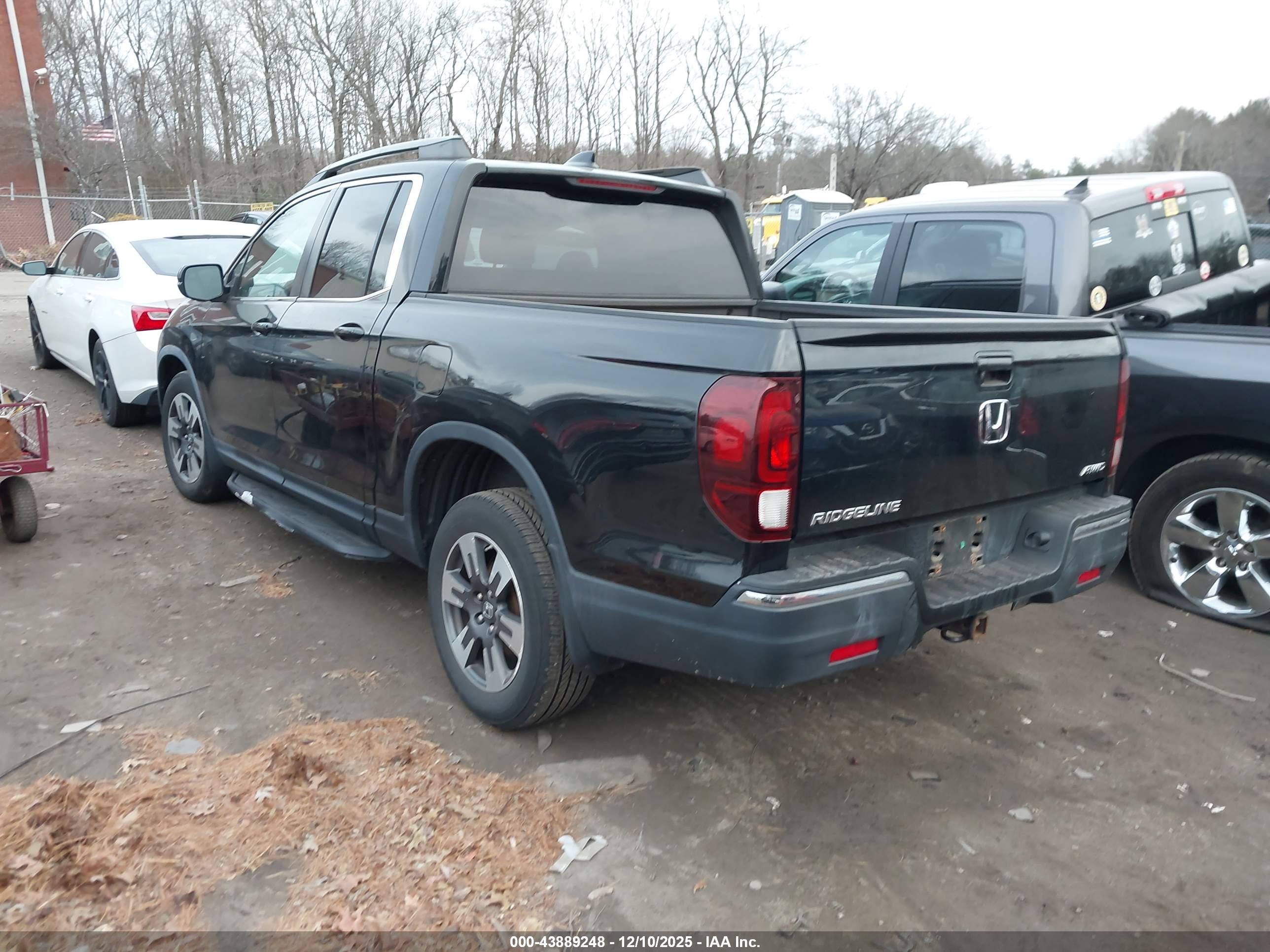 HONDA RIDGELINE image 3