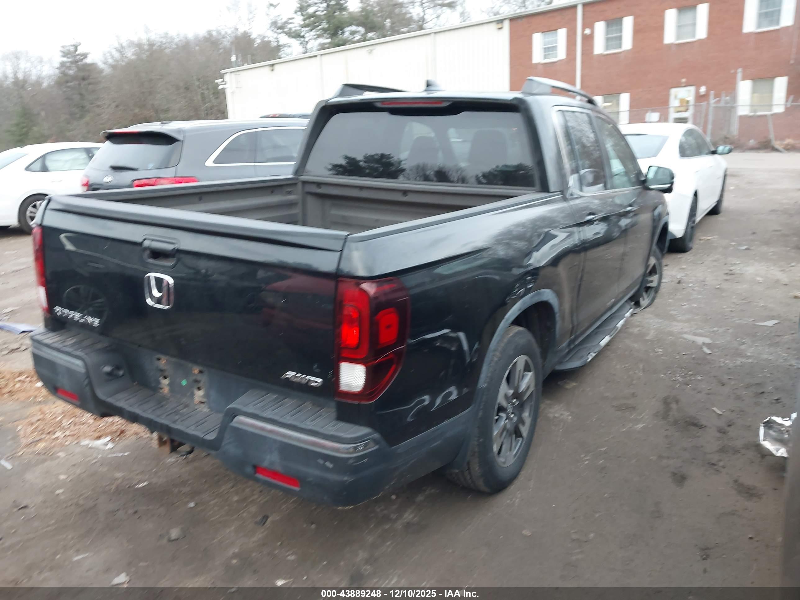 HONDA RIDGELINE image 4