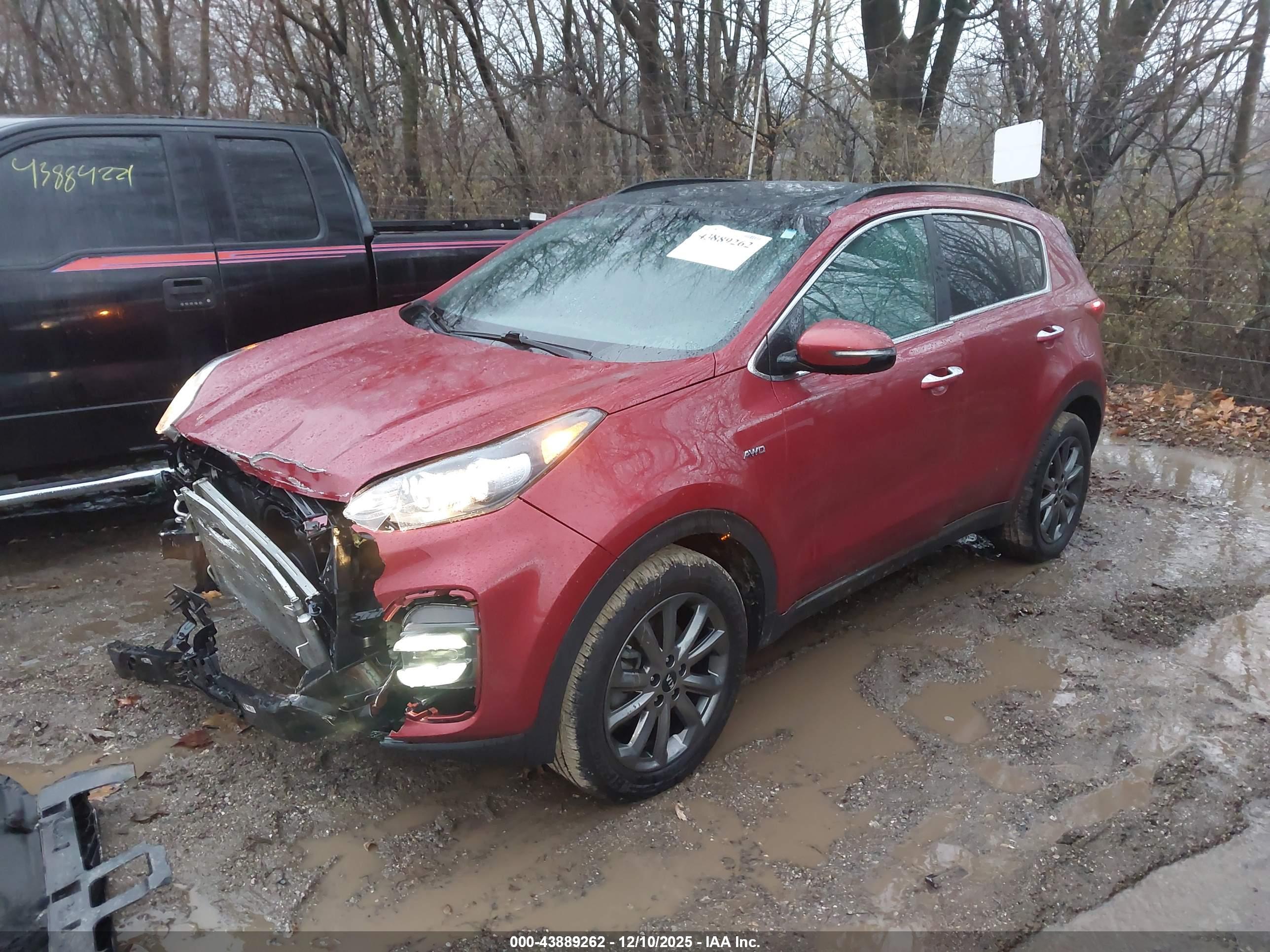 KIA SPORTAGE image 2
