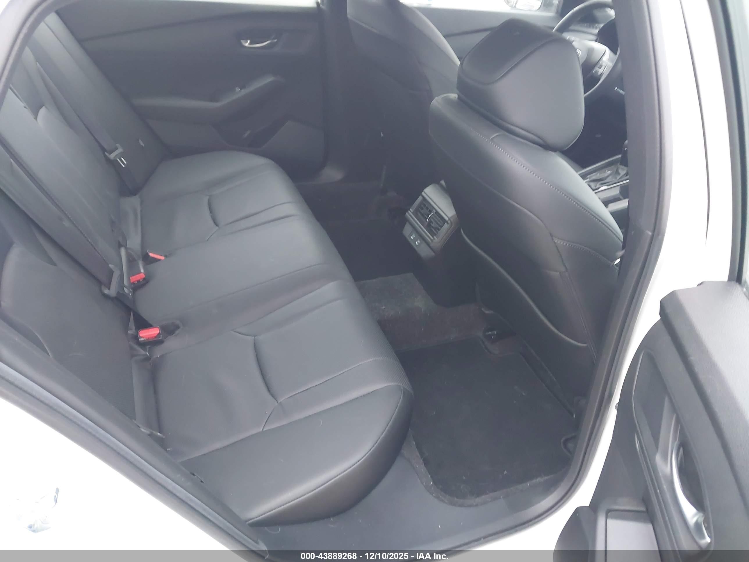 HONDA ACCORD image 8