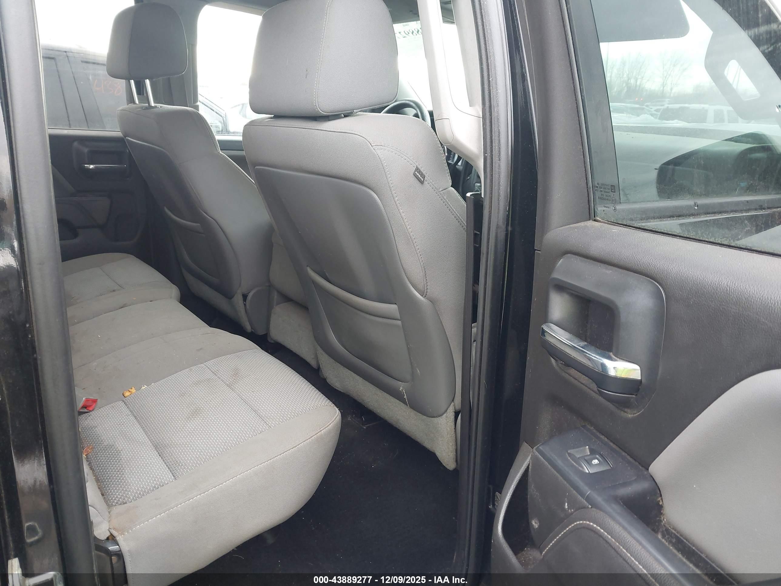 GMC SIERRA image 8