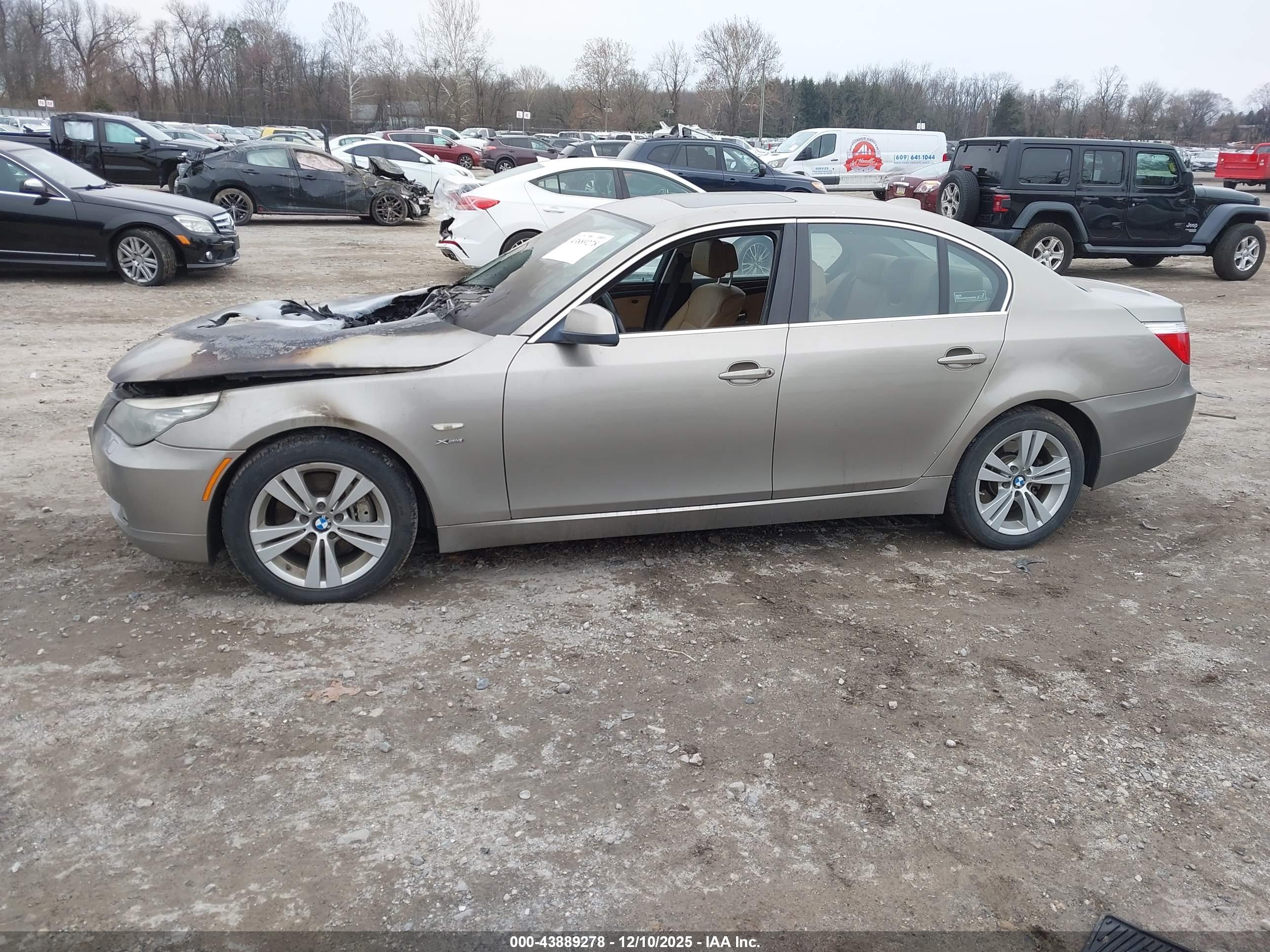 BMW 528I image 2