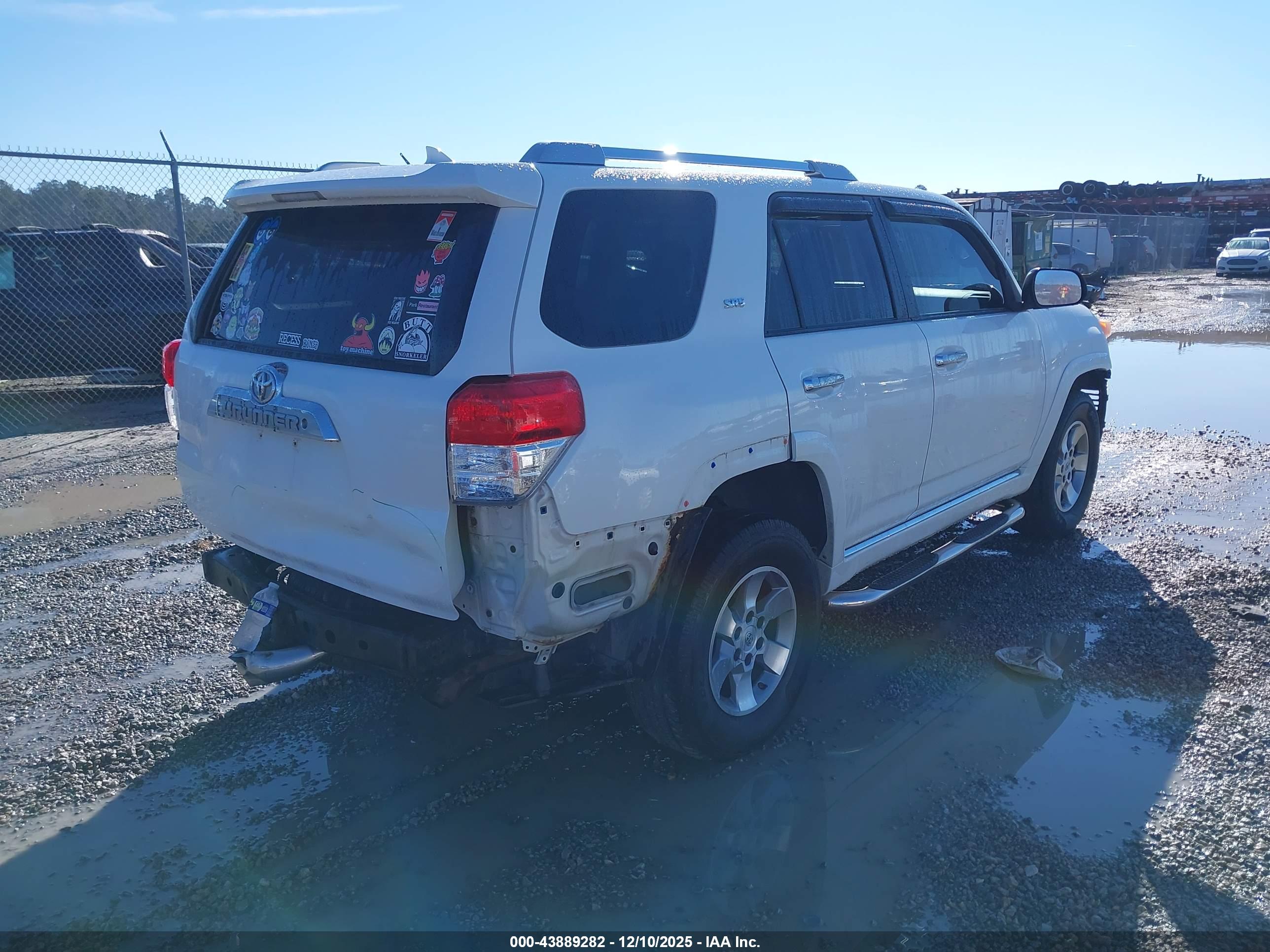 TOYOTA 4RUNNER image 4