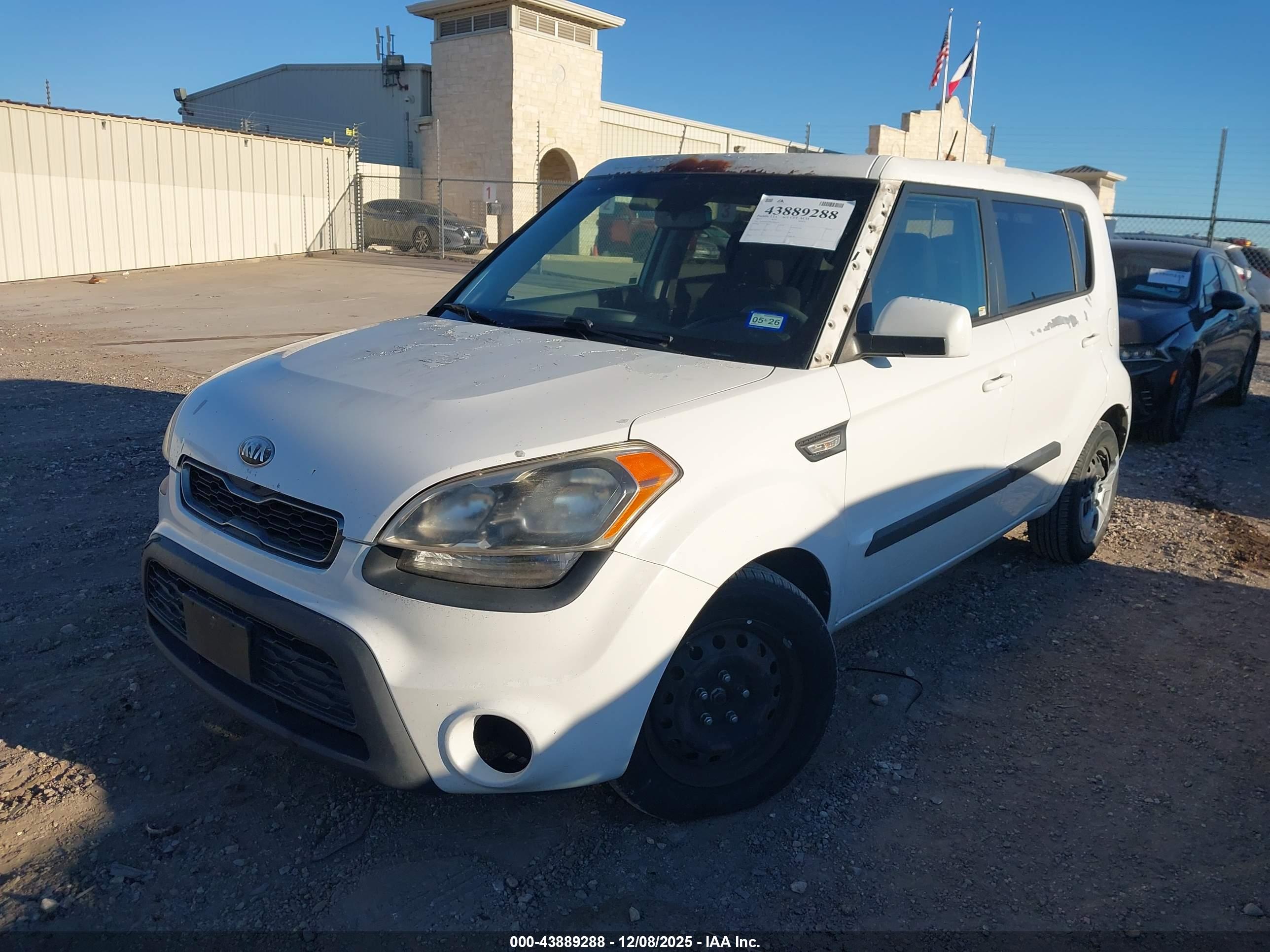 KIA SOUL image 2