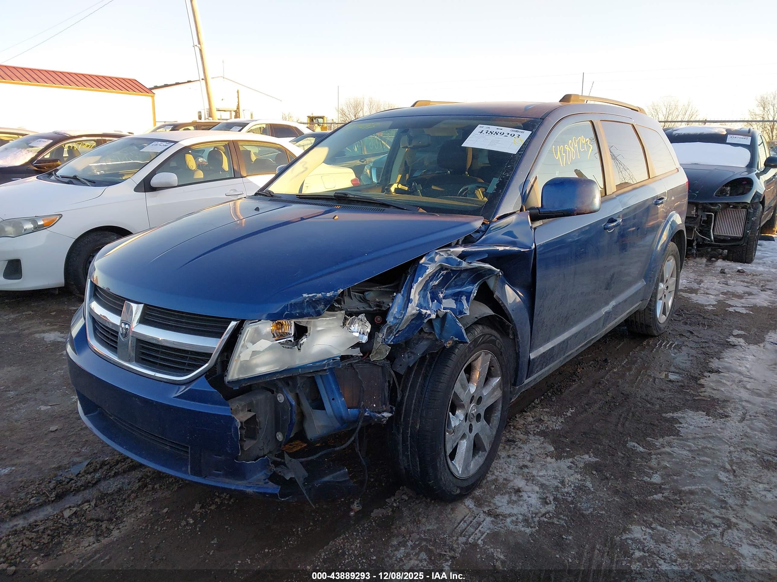 DODGE JOURNEY image 2