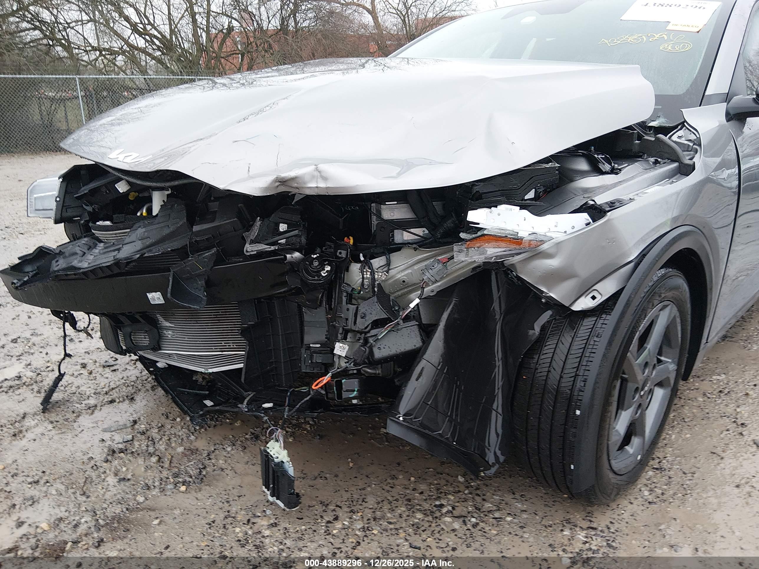 KIA K4 image 6