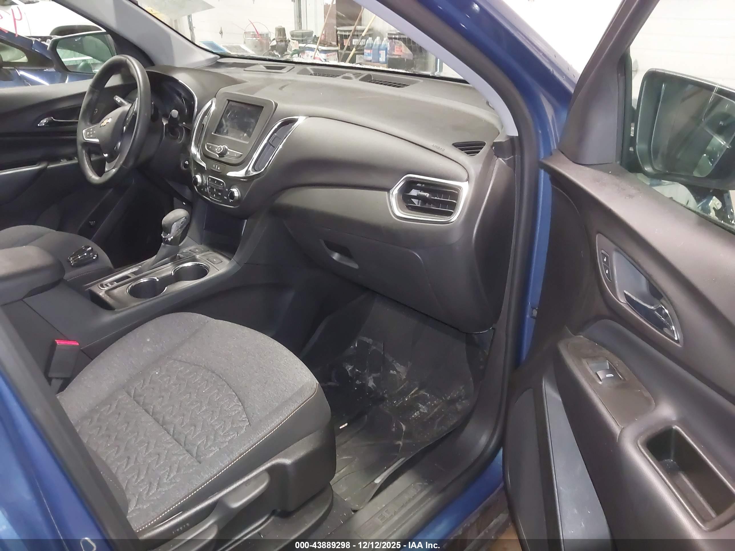 CHEVROLET EQUINOX image 5